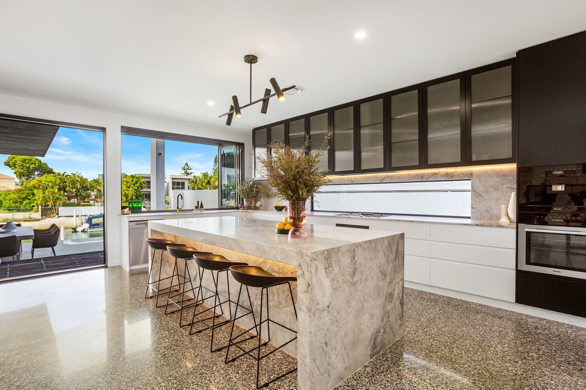 10 Rio Vista Boulevard, Broadbeach Waters, QLD, 4218, Broadbeach Waters - Thumbnail 3