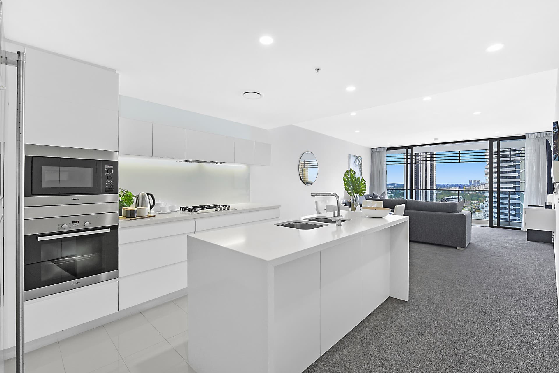 22103/21 Elizabeth Avenue, Broadbeach, QLD, 4218, Broadbeach - Thumbnail 6