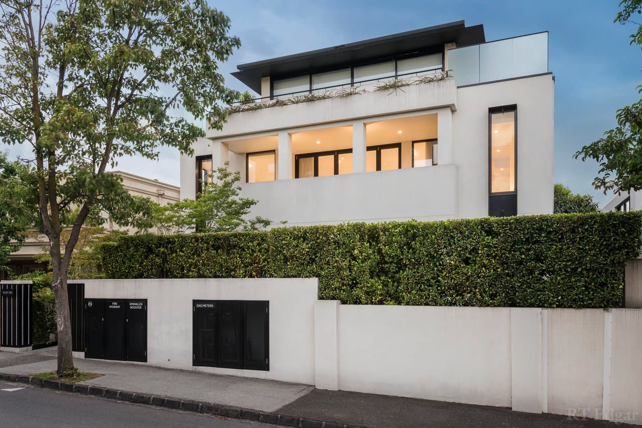 3/2 Brookville Road, Toorak, Toorak - Thumbnail 2