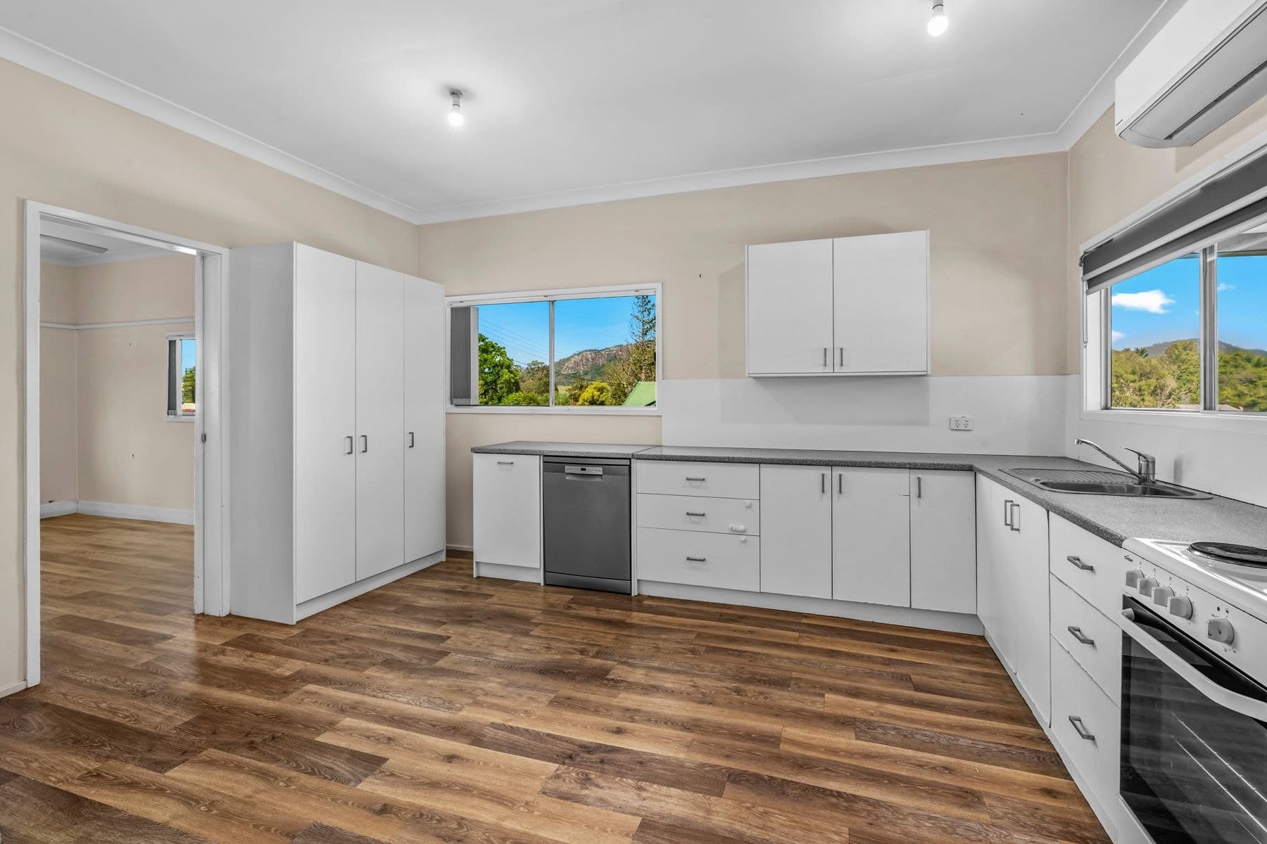 31 Gregson Street, Gloucester NSW 2422, Gloucester - Thumbnail 4