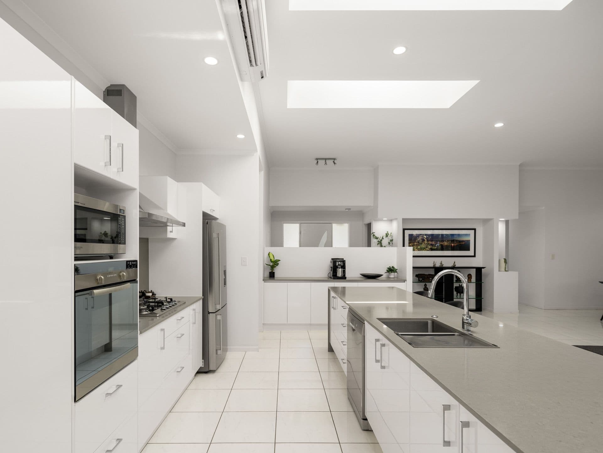 10 Waterhousia	Crescent, Brookwater QLD 4300, Brookwater - Thumbnail 3