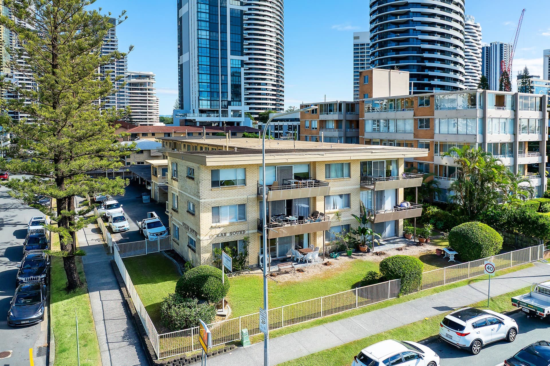 3/171 Old Burleigh Road, Broadbeach, QLD, 4218, Broadbeach - Thumbnail 4