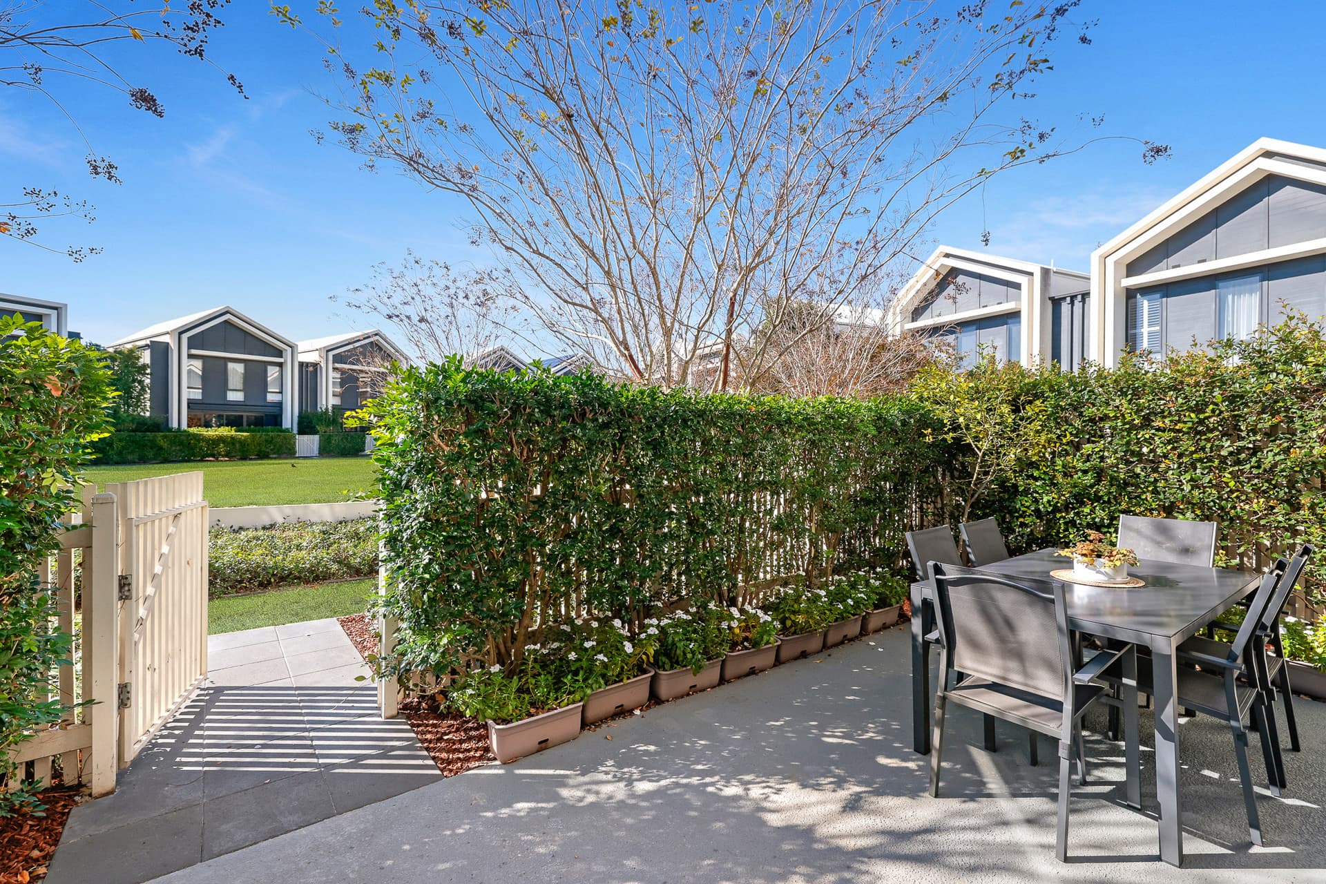 18/9 Arthur Street (Entry Via Ann Street), Mermaid Waters - Thumbnail 7