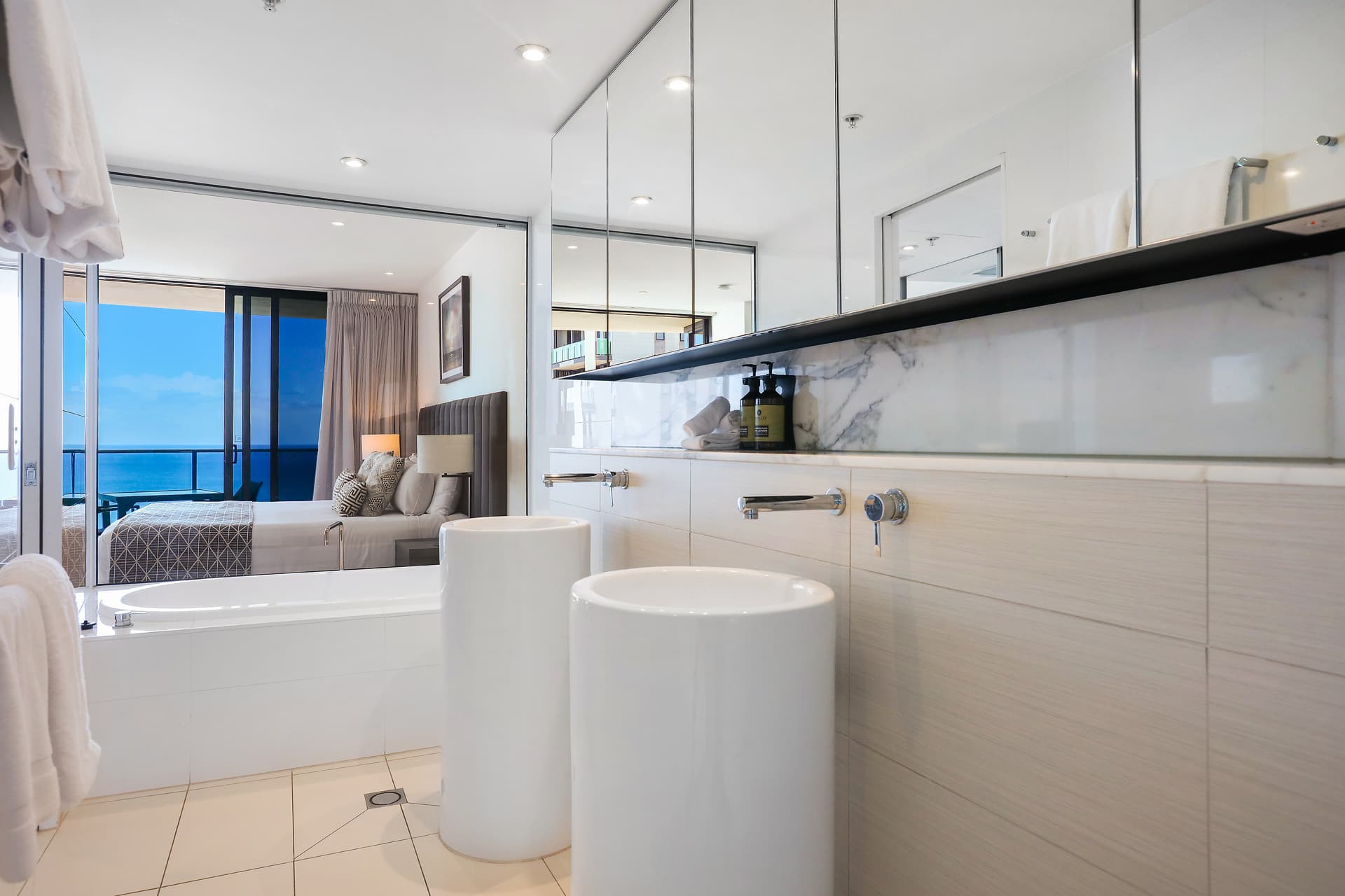 3104/1 Oracle Boulevard, Broadbeach, QLD, 4218, Broadbeach - Thumbnail 4