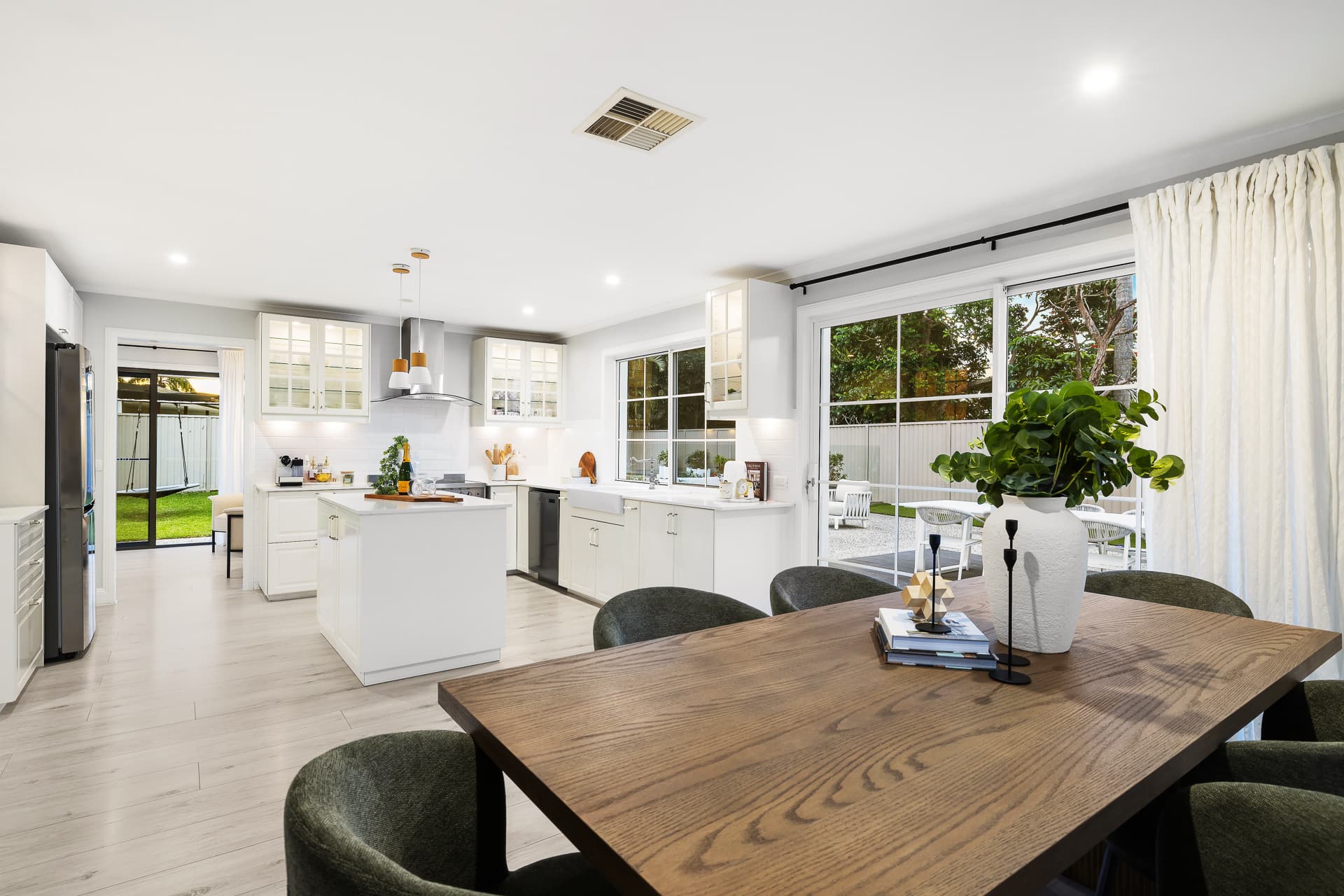15 McCleary Street, Sorrento, QLD, 4217, Bundall - Thumbnail 8