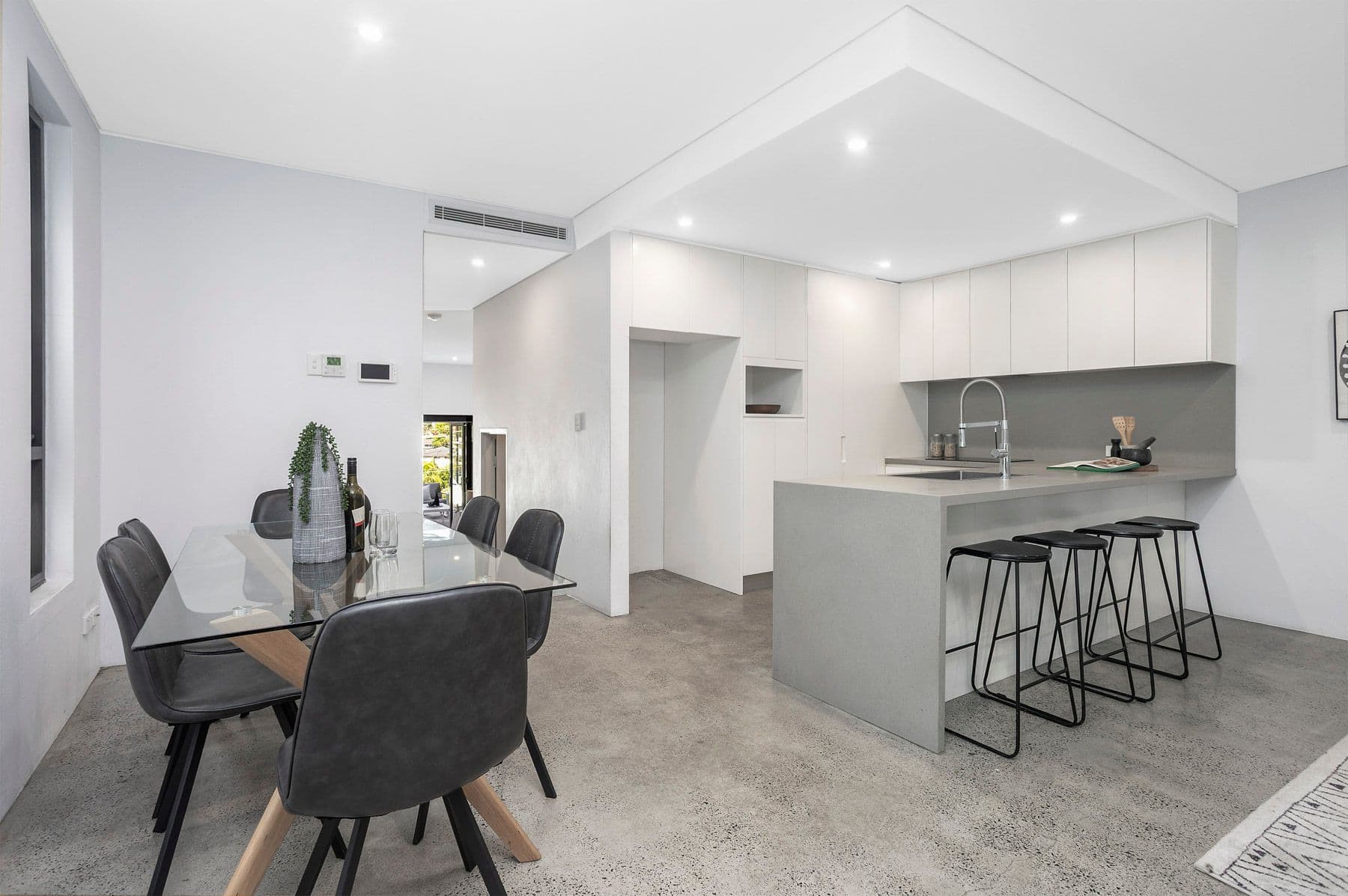73a Matson Crescent, Miranda NSW 2228, Miranda - Thumbnail 4
