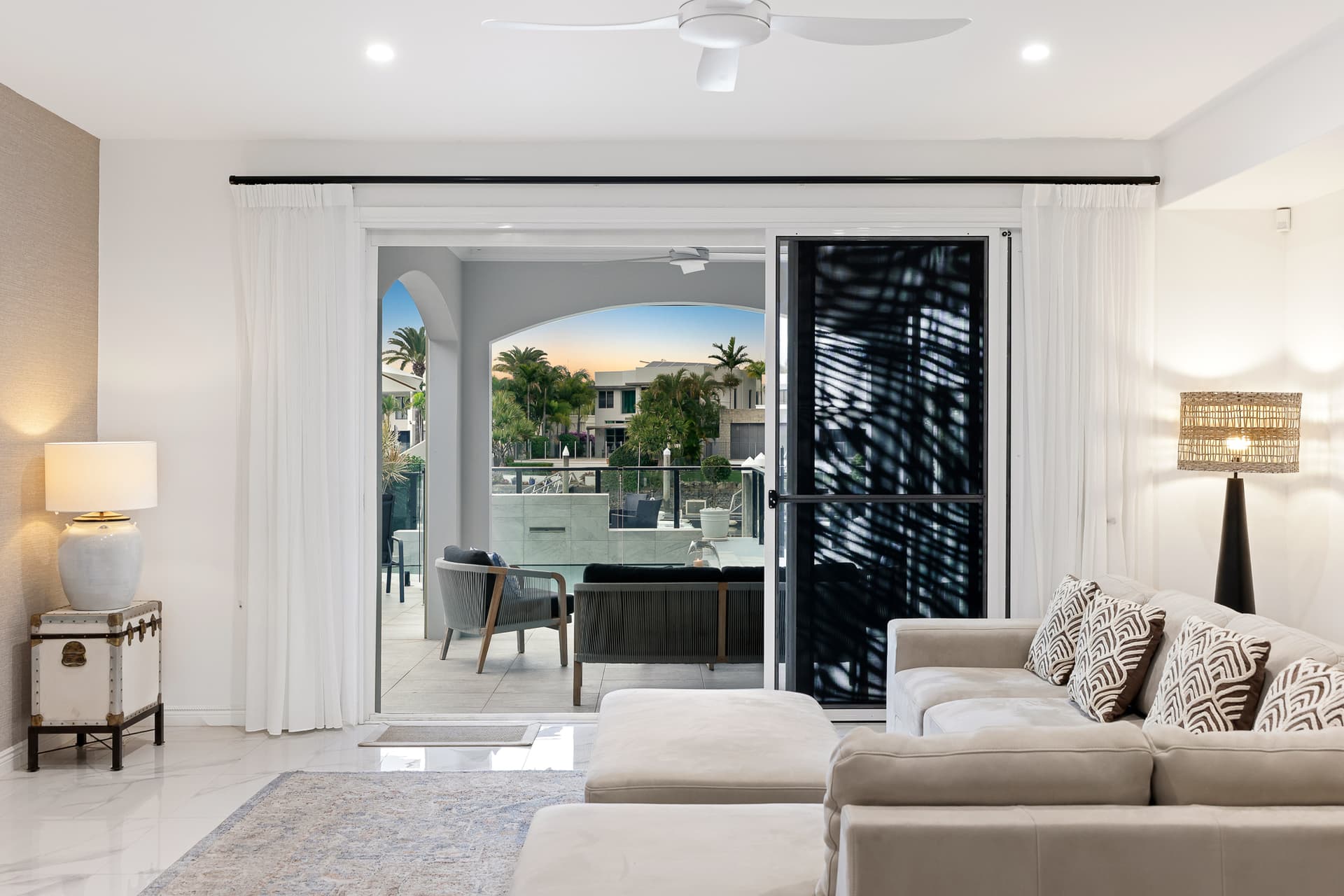 1/47 Cobar Street, Sanctuary Cove - Thumbnail 3