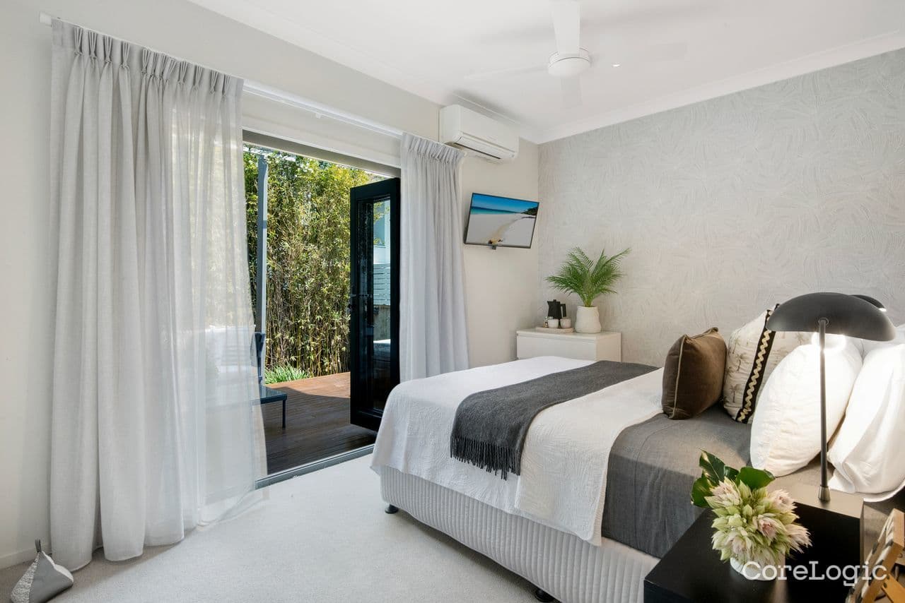 2/44 Seagull Avenue, Mermaid Beach, QLD, 4218, Mermaid Beach - Thumbnail 2