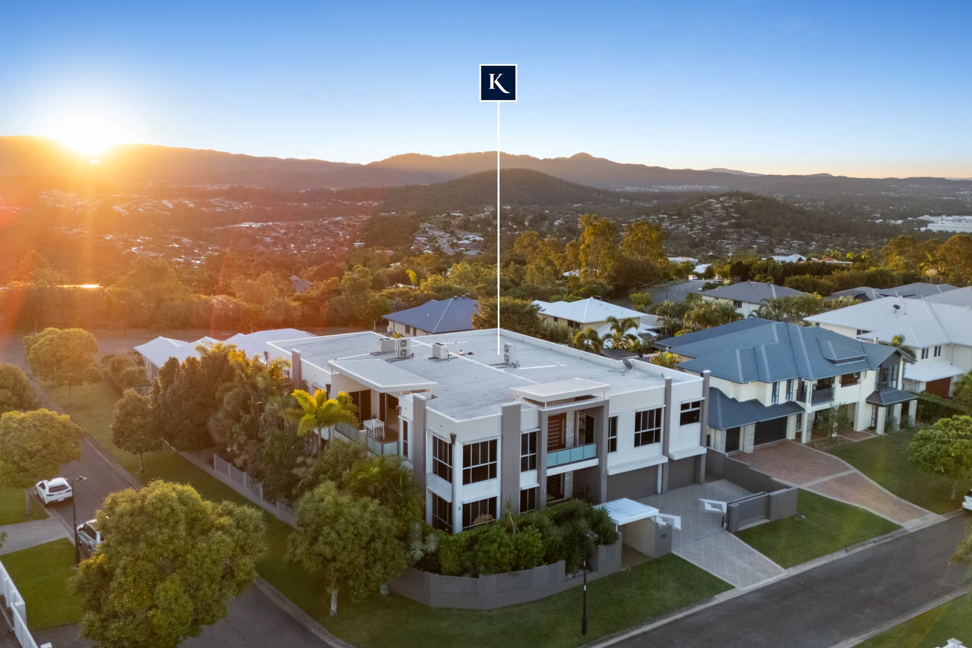 9 Zenith Crescent, Pacific Pines, QLD, 4211, Pacific Pines - Thumbnail 2