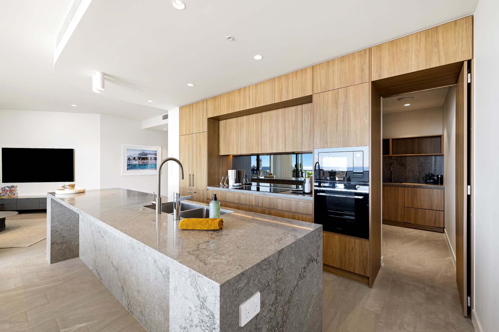Level 24, 2402/36 Britannia Avenue, Broadbeach, QLD, 4218, Broadbeach - Thumbnail 7