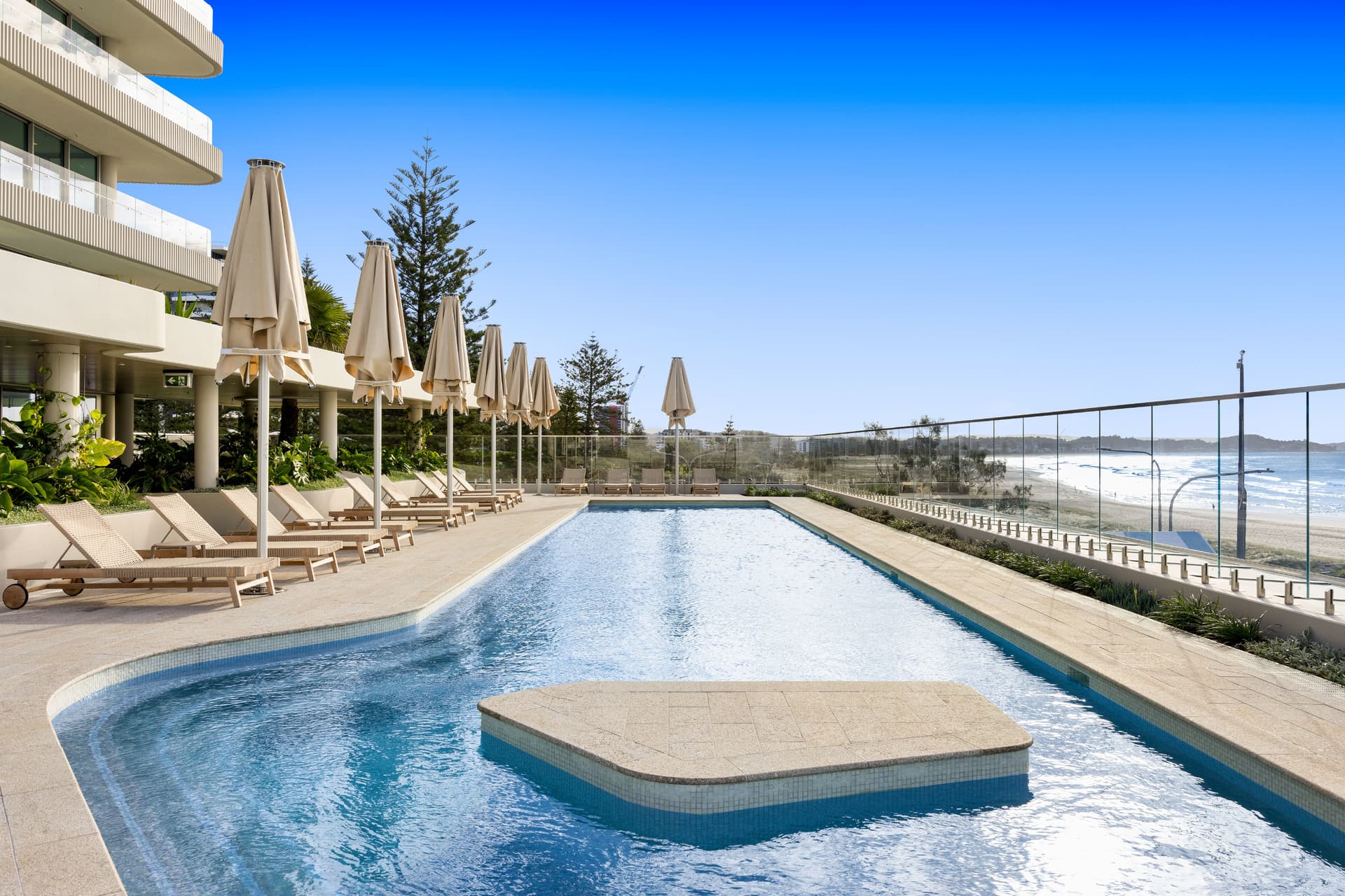 801/4 Miles Street, Coolangatta, QLD, 4225, Coolangatta - Thumbnail 3