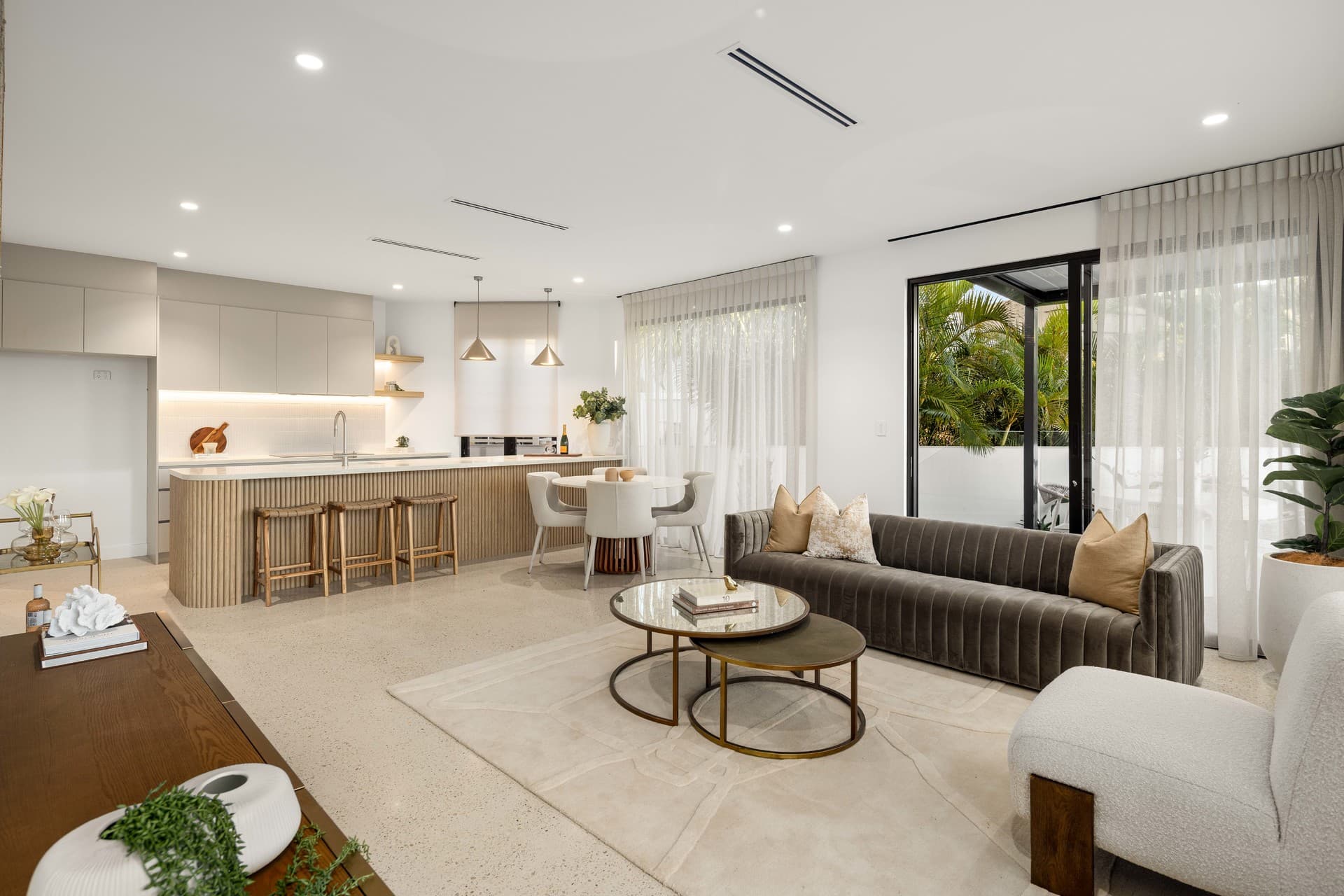 59/1-11 Hill Street, Mermaid Waters - Thumbnail 2