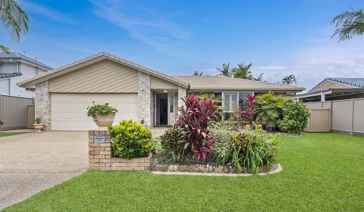 5 Goldfinch Avenue, Burleigh Waters, QLD, 4220, Burleigh Waters - Image 1