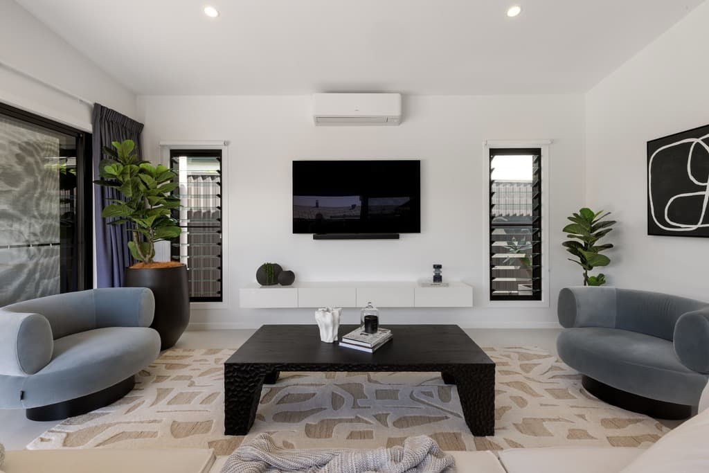 12/38-42 Minter Street, Mermaid Waters - Thumbnail 4