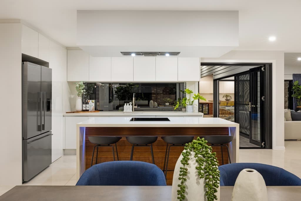 12/38-42 Minter Street, Mermaid Waters - Thumbnail 6