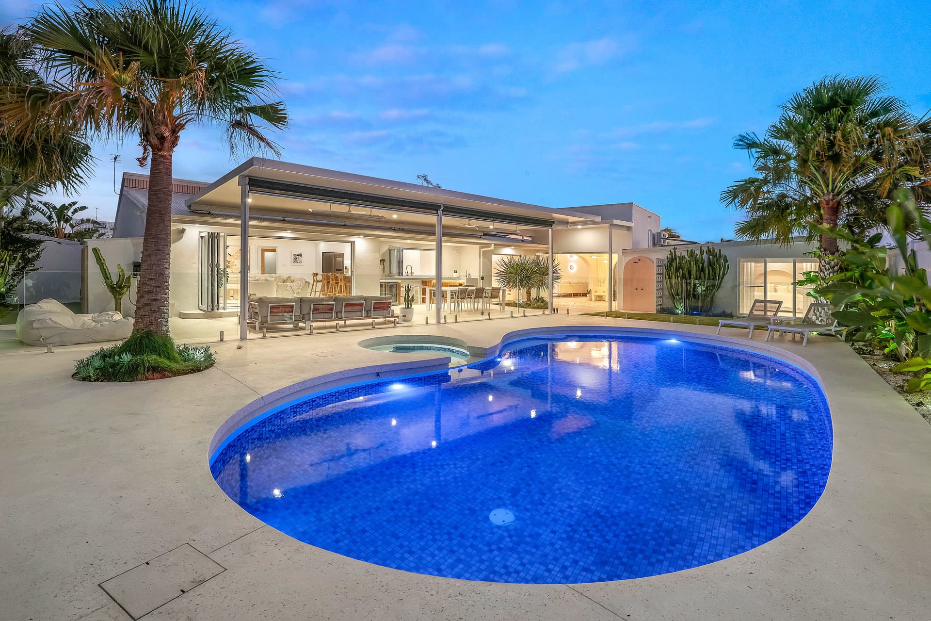 20 Long Island Court, Mermaid Waters, QLD, 4218, Mermaid Waters - Thumbnail 5