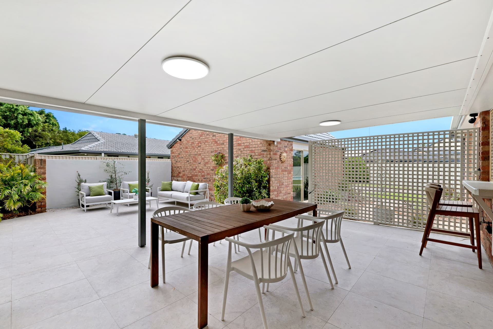 4/75 A Cobar Street, Mermaid Waters - Thumbnail 2