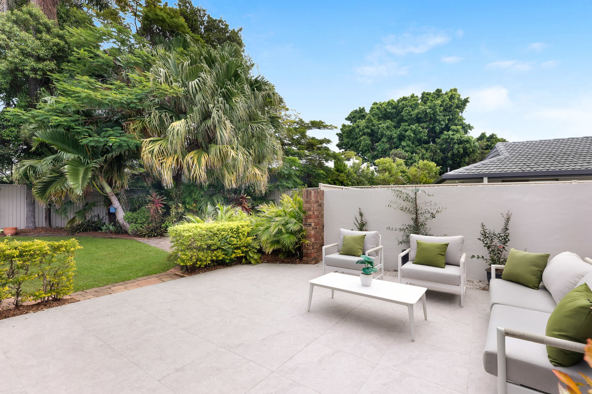 4/75 A Cobar Street, Mermaid Waters - Thumbnail 6