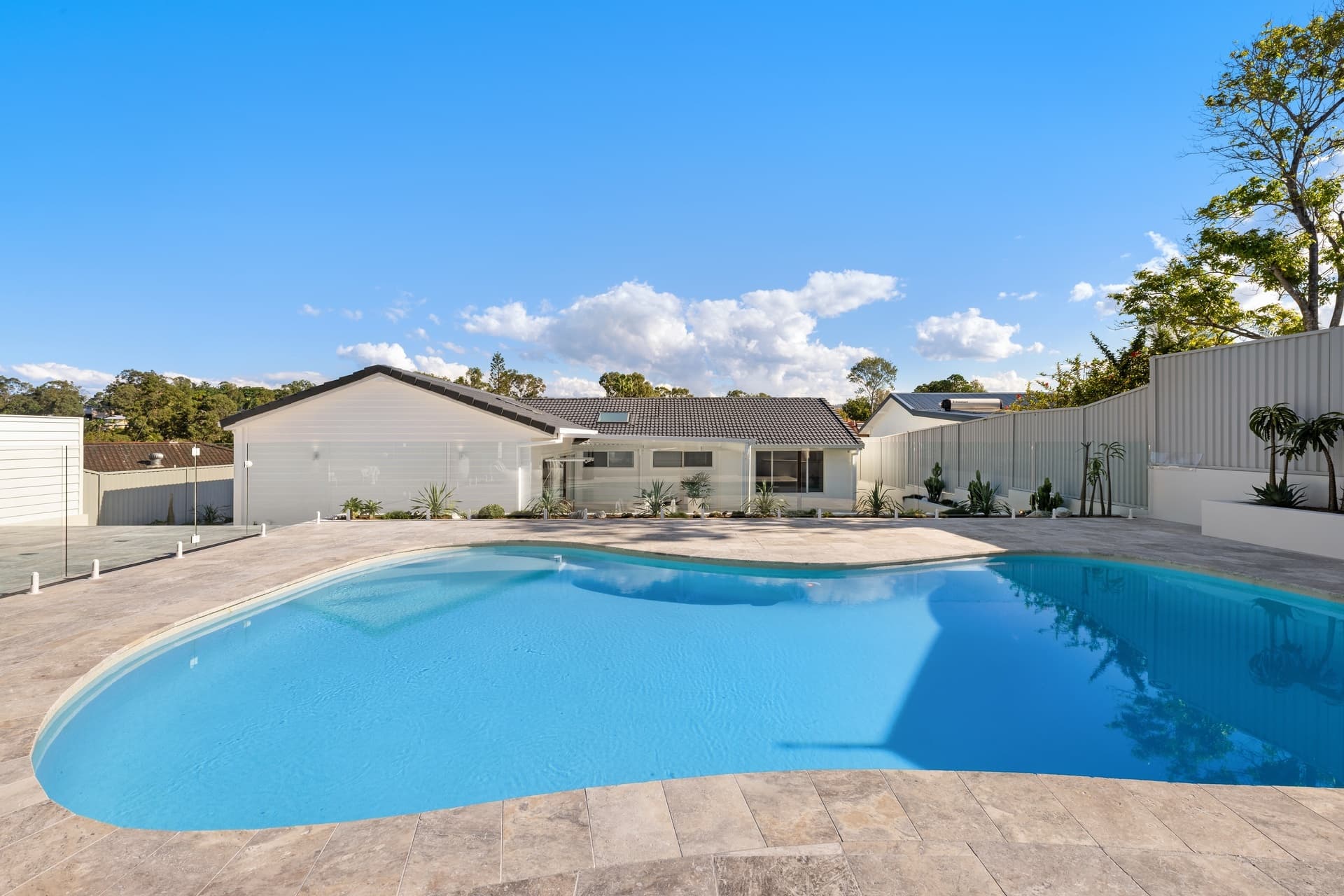 32 Alison Road, Carrara, QLD, 4211, Carrara - Thumbnail 2