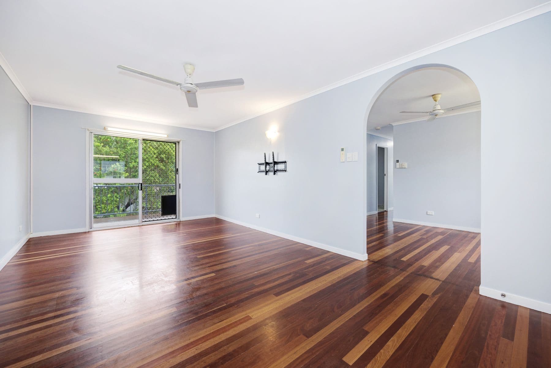 27 Samantha Street, Kelso QLD 4815, Kelso - Thumbnail 2