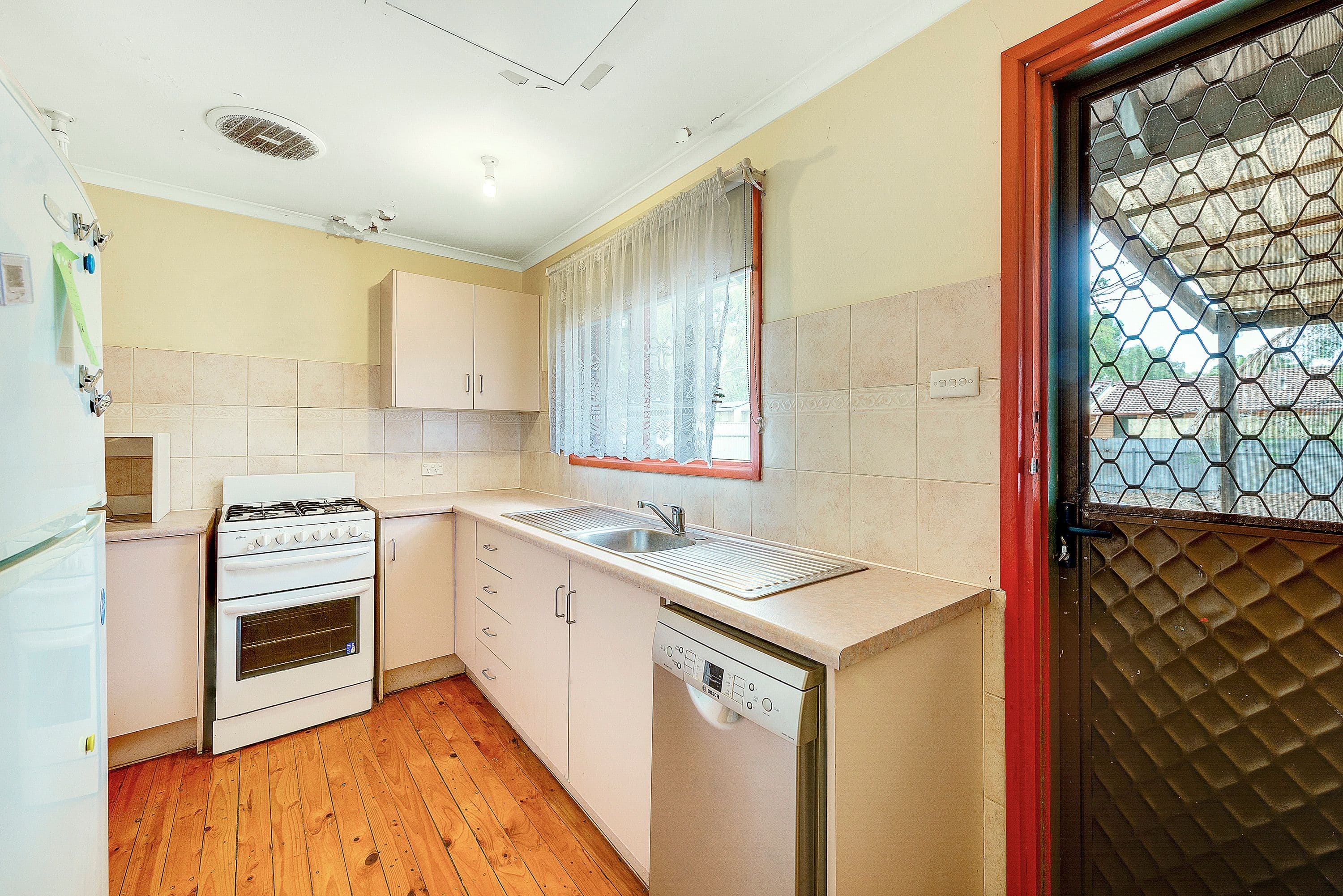 10 Woodcock Crescent, Para Hills West SA 5096, Para Hills West - Thumbnail 6