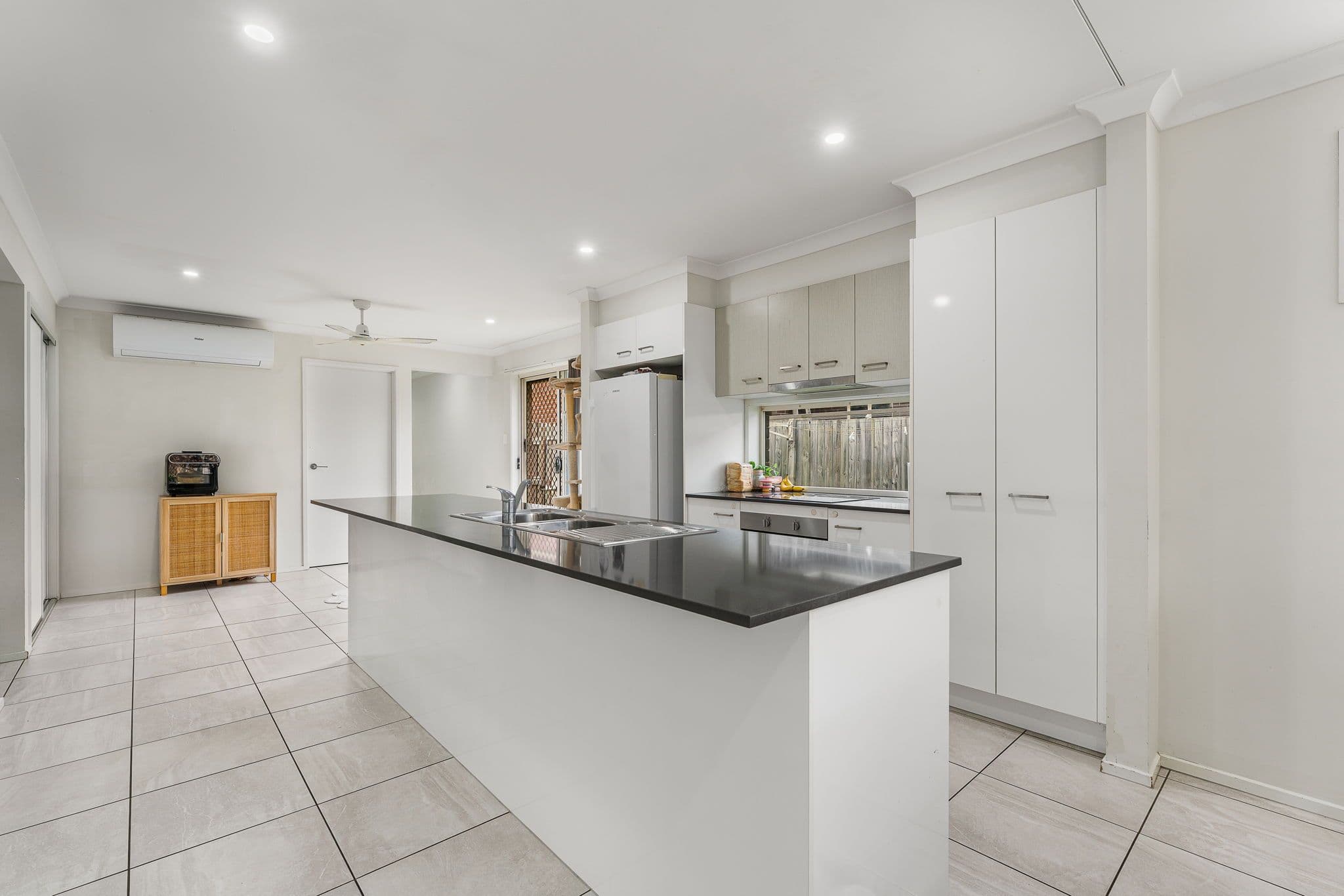 89 Cordeaux Crescent, Redbank Plains QLD 4301, Redbank Plains - Thumbnail 4
