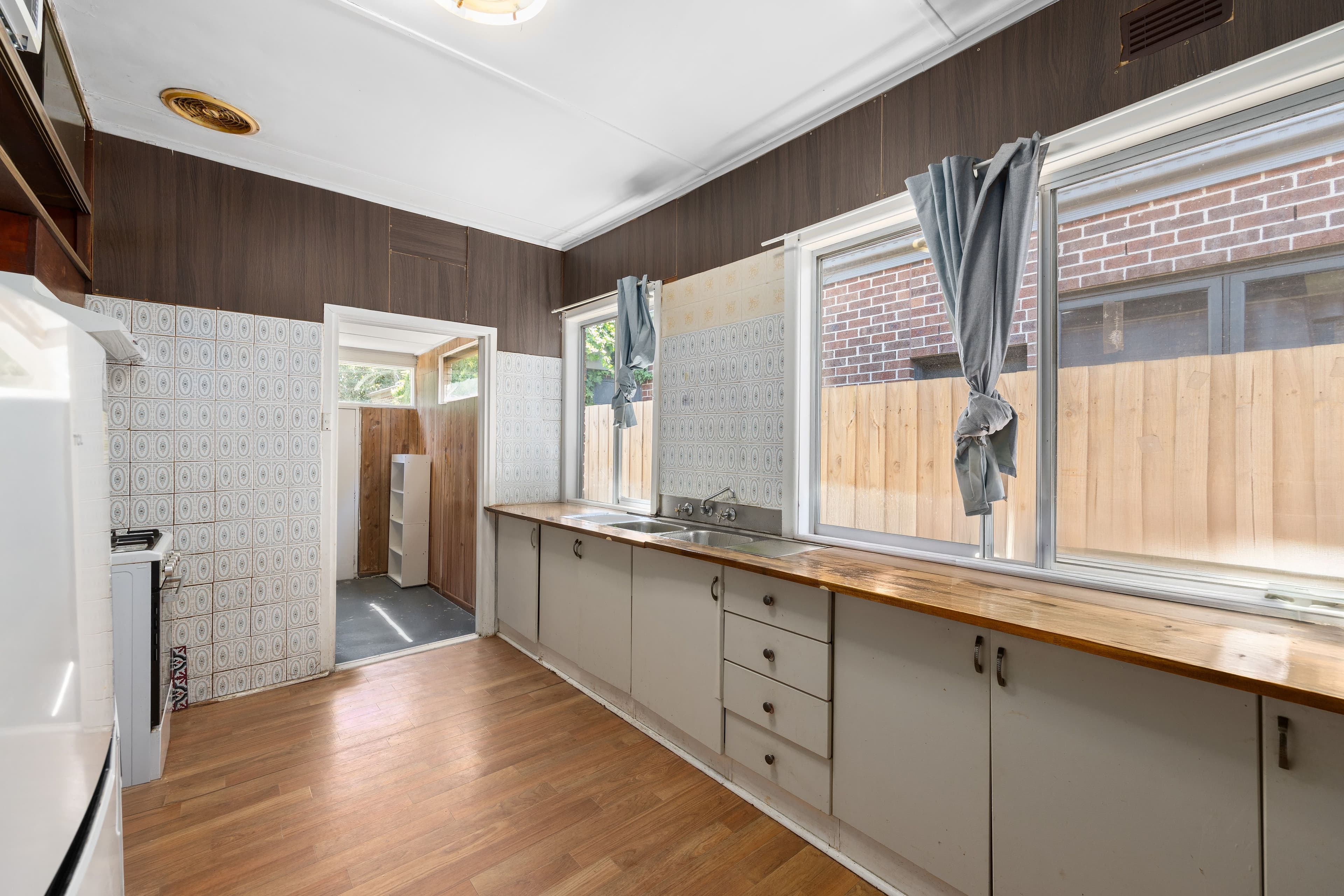 19 Harlington Street, Clayton - Thumbnail 4