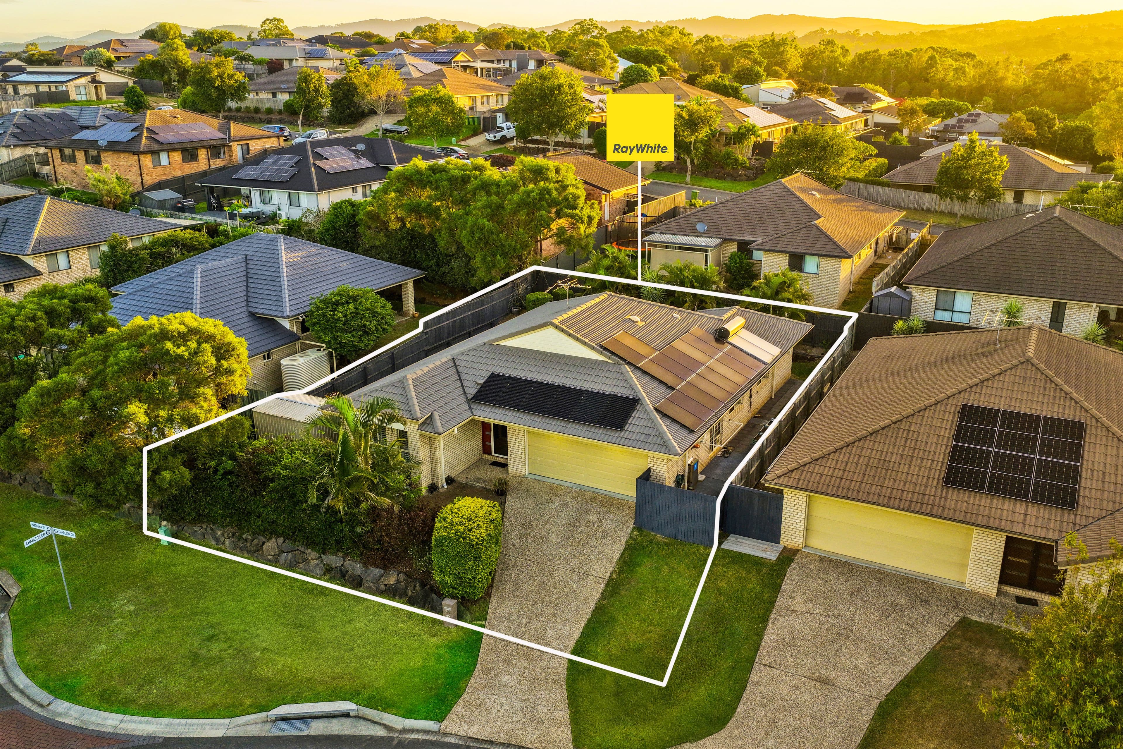 39 Charlton Crescent, Ormeau QLD 4208, Ormeau - Thumbnail 2