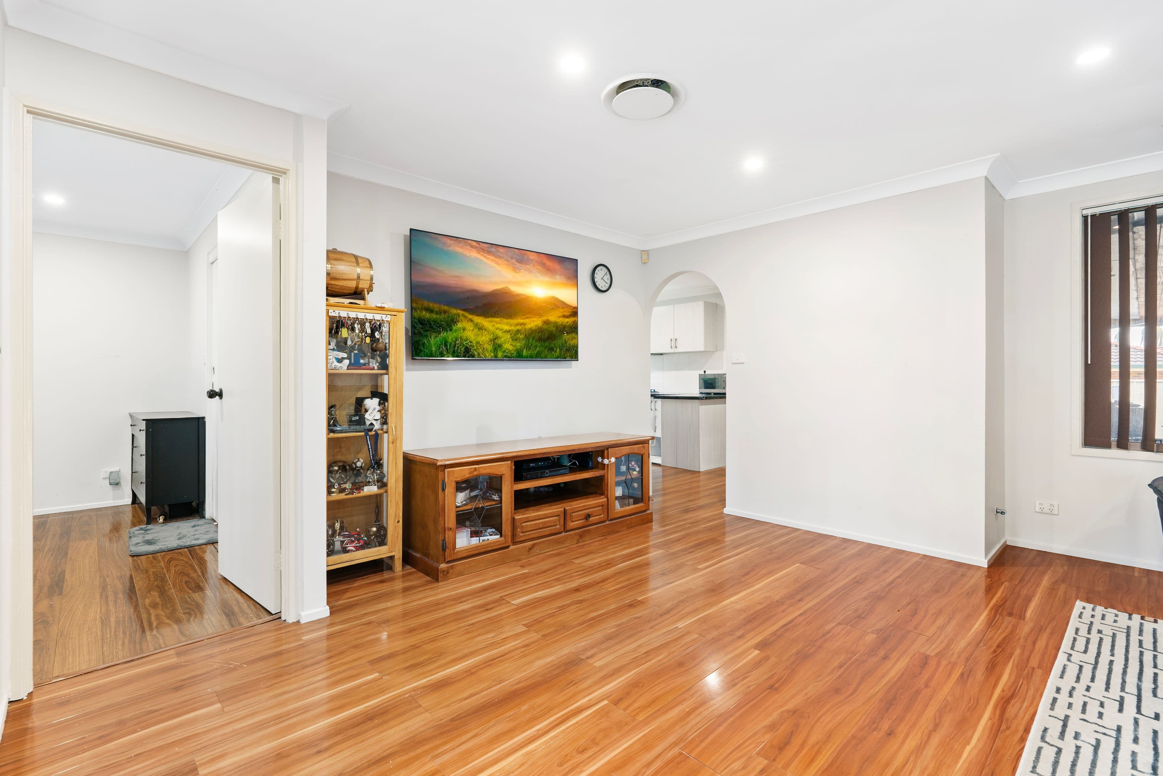 6 Strouthion Court, Green Valley NSW 2168, Green Valley - Thumbnail 2
