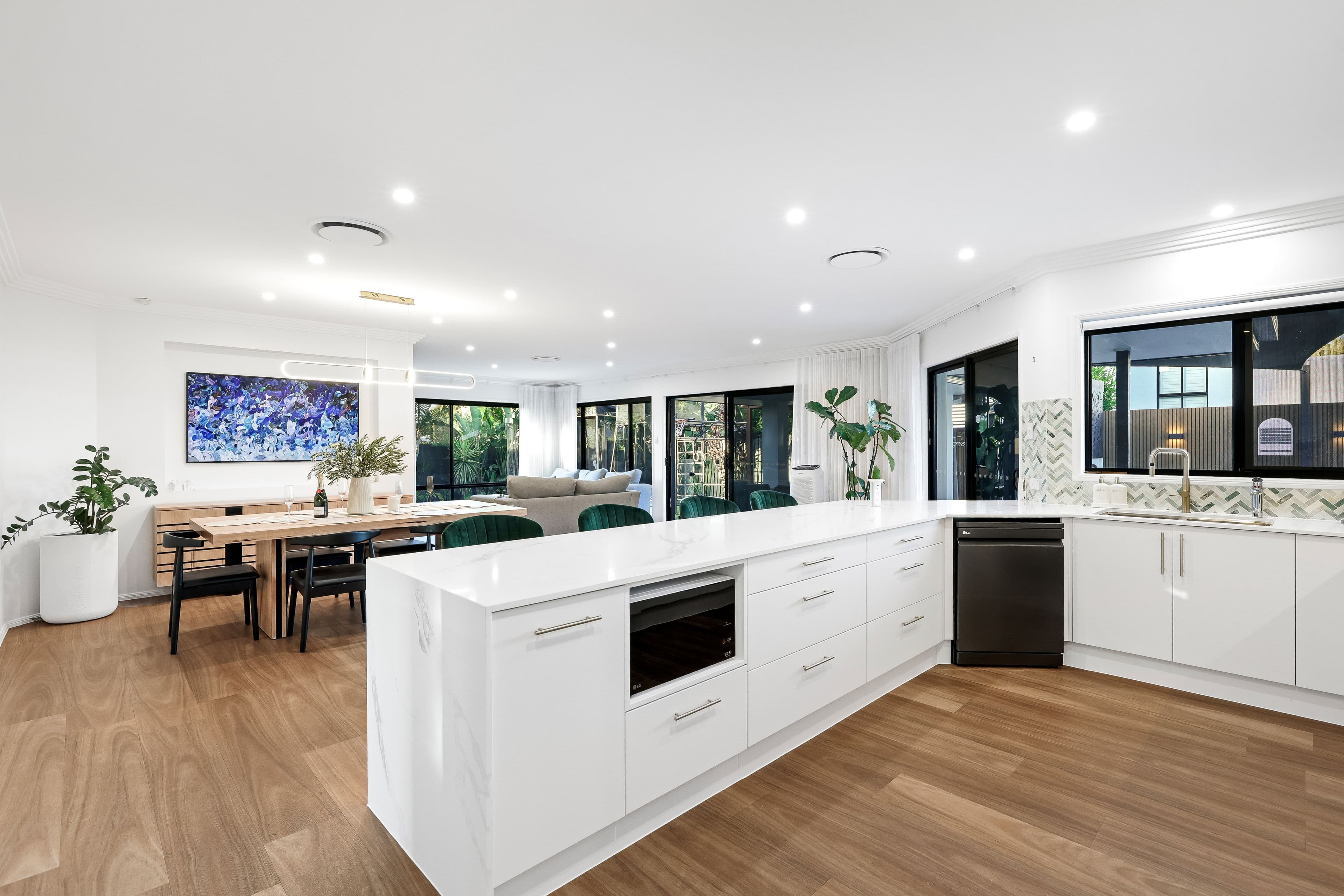 4 Helidon Grove, Ormeau QLD 4208, Ormeau - Thumbnail 7