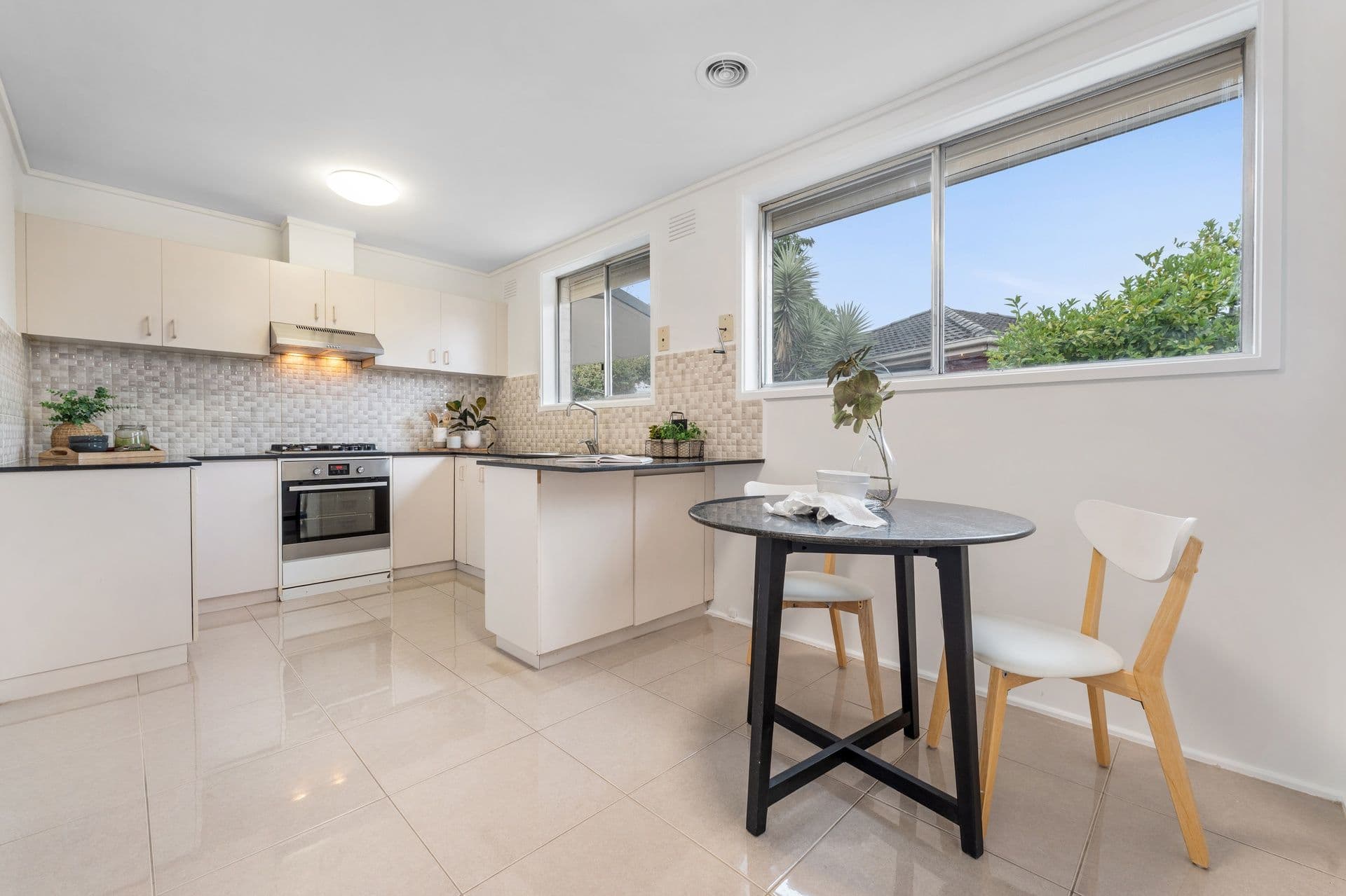 25 Glengariff Drive, Mulgrave VIC 3170, Mulgrave - Thumbnail 4