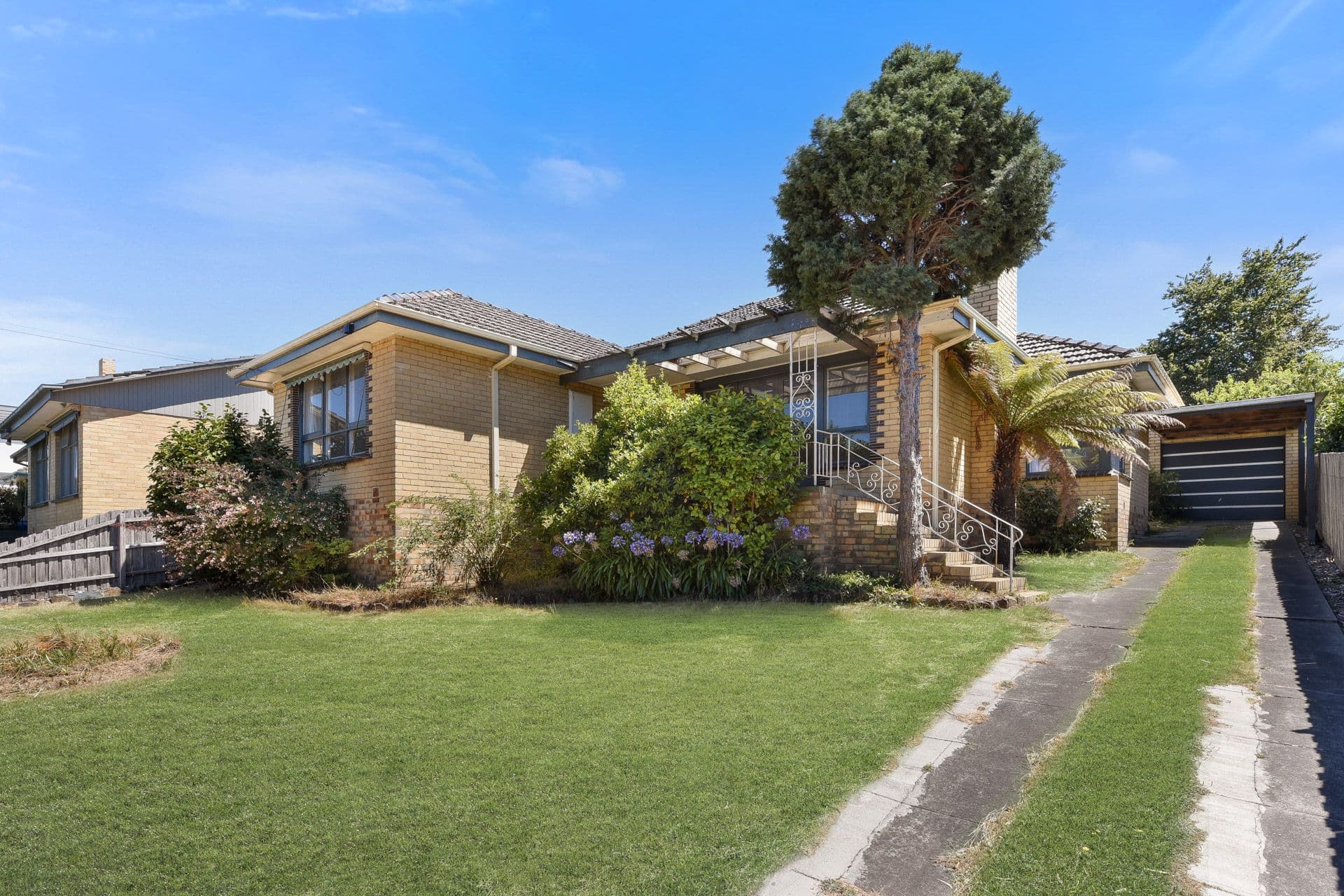 43 Stocks Road, Mount Waverley VIC 3149, Mount Waverley - Thumbnail 2