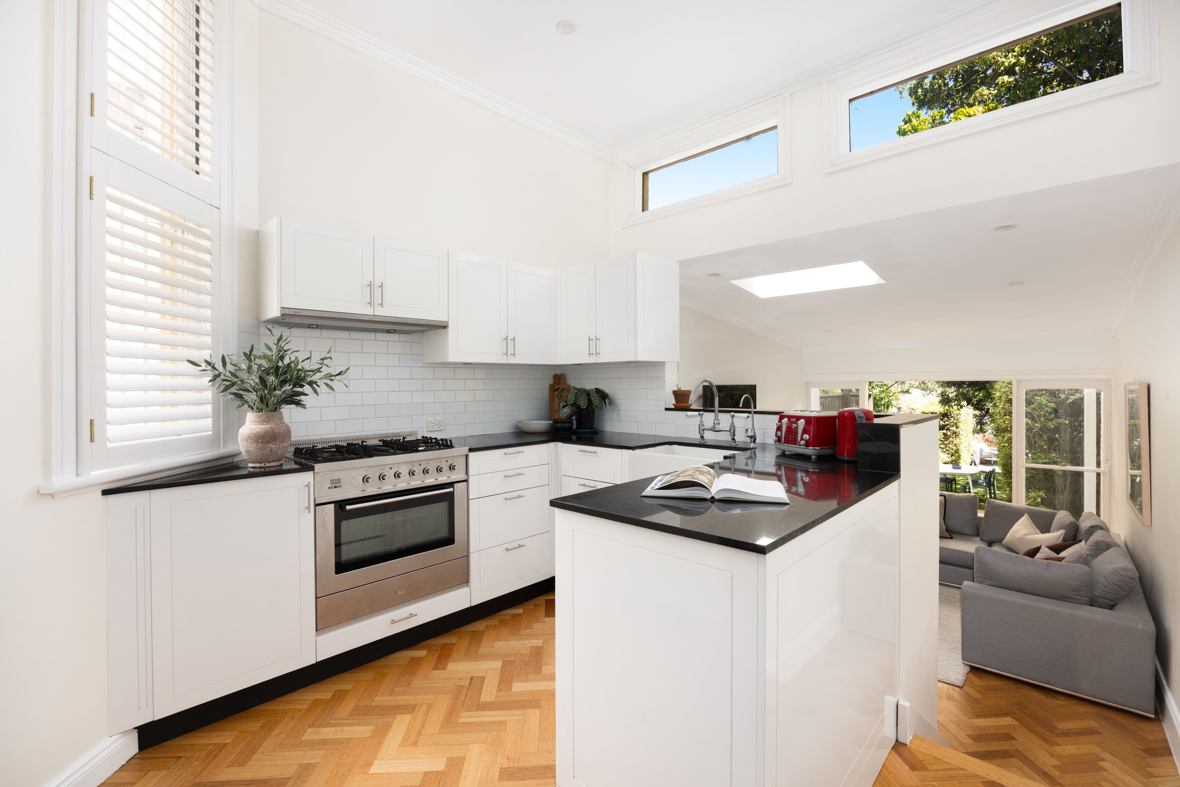 35 Whaling Road, North Sydney NSW 2060, North Sydney - Thumbnail 3