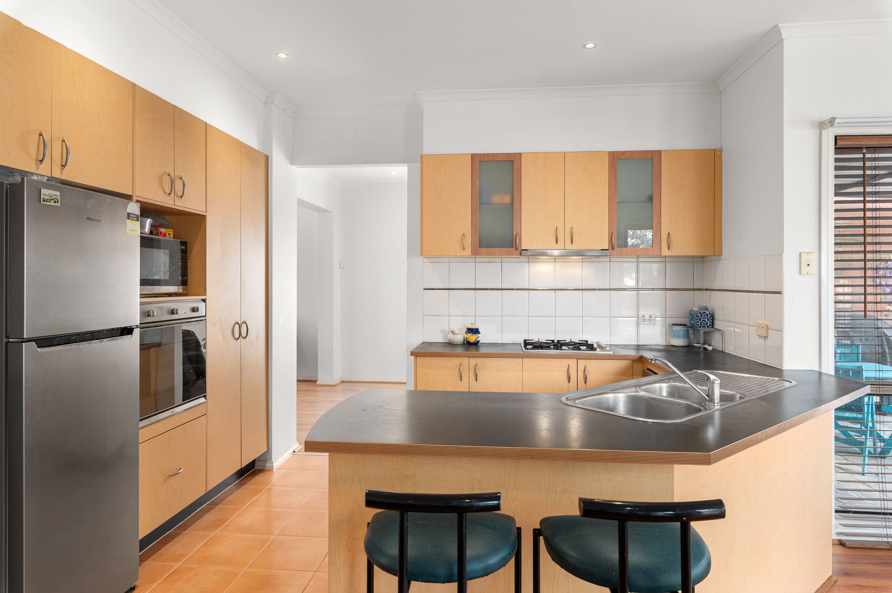 12 Hummingbird Place, South Morang VIC 3752, South Morang - Thumbnail 2
