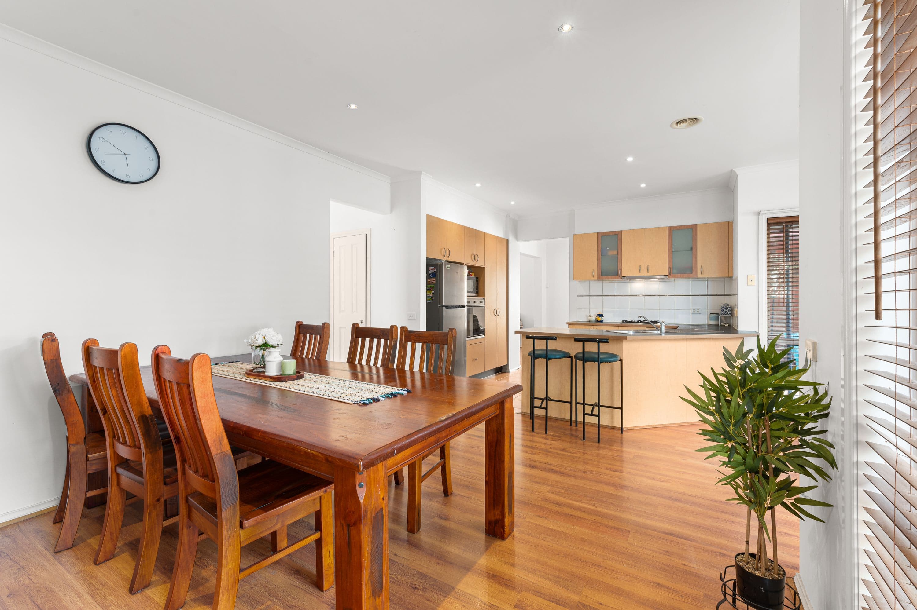 12 Hummingbird Place, South Morang VIC 3752, South Morang - Thumbnail 4
