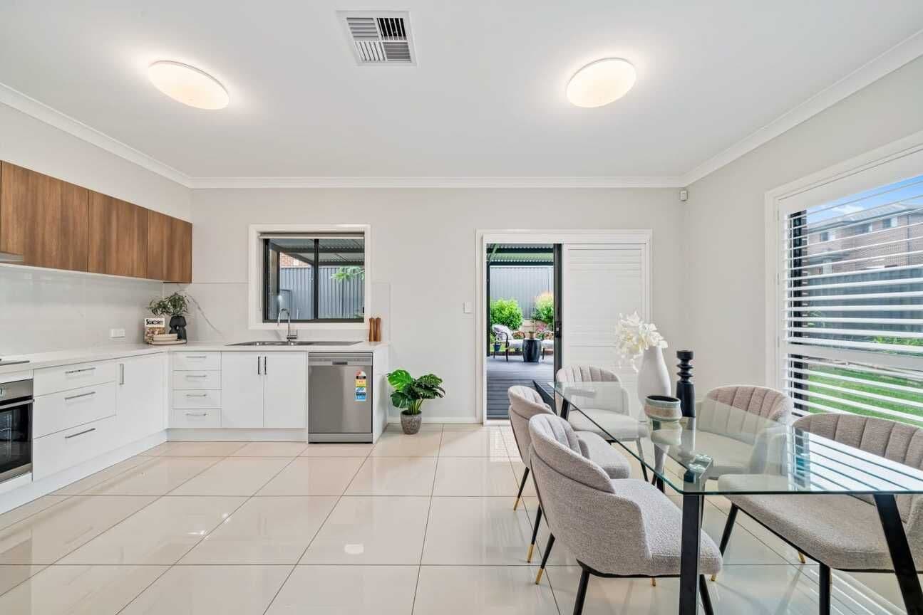 154 Tallawong Road, Rouse Hill NSW 2155, Rouse Hill - Thumbnail 5