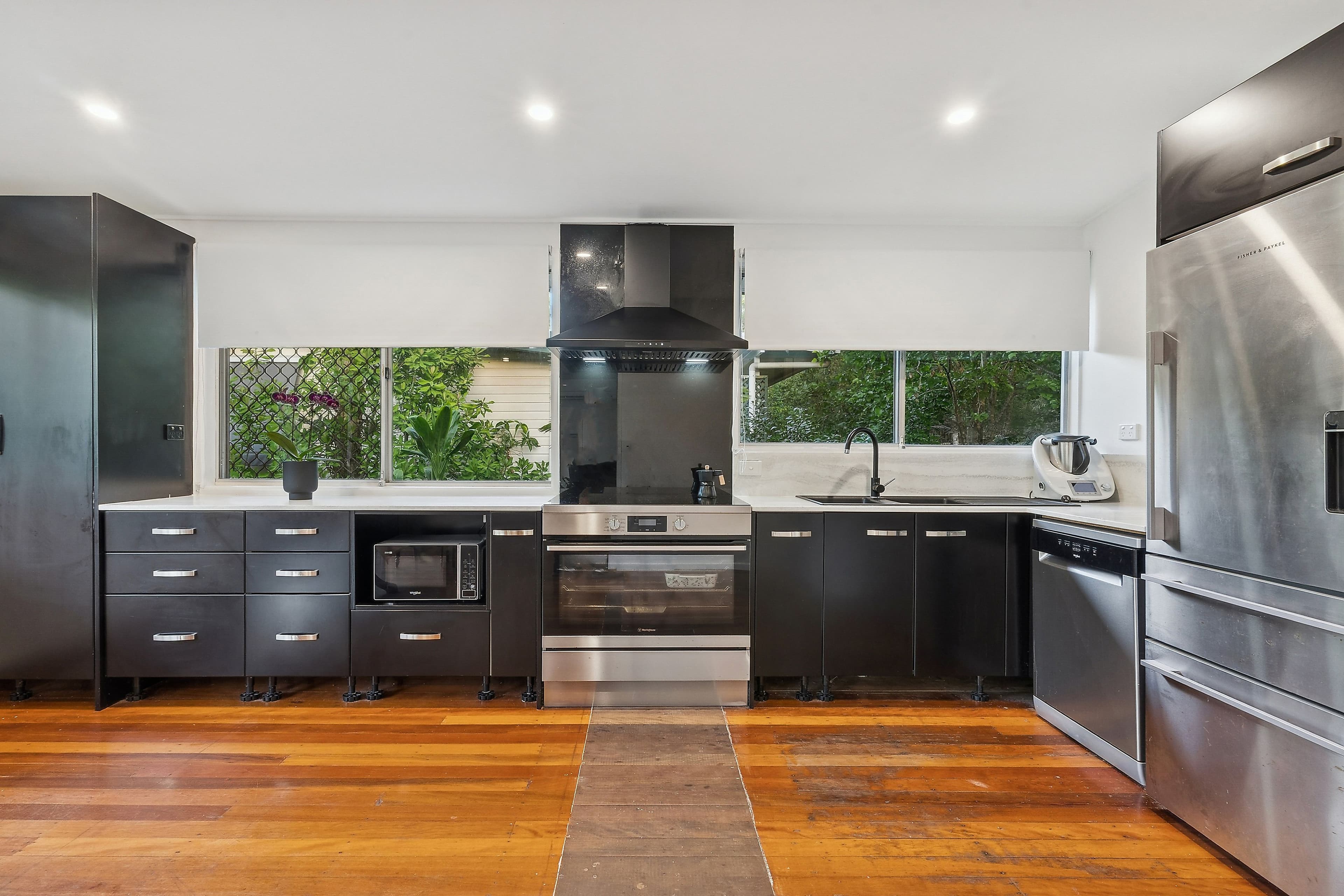 70 Tarnook Drive, Ferny Hills QLD 4055, Ferny Hills - Thumbnail 4