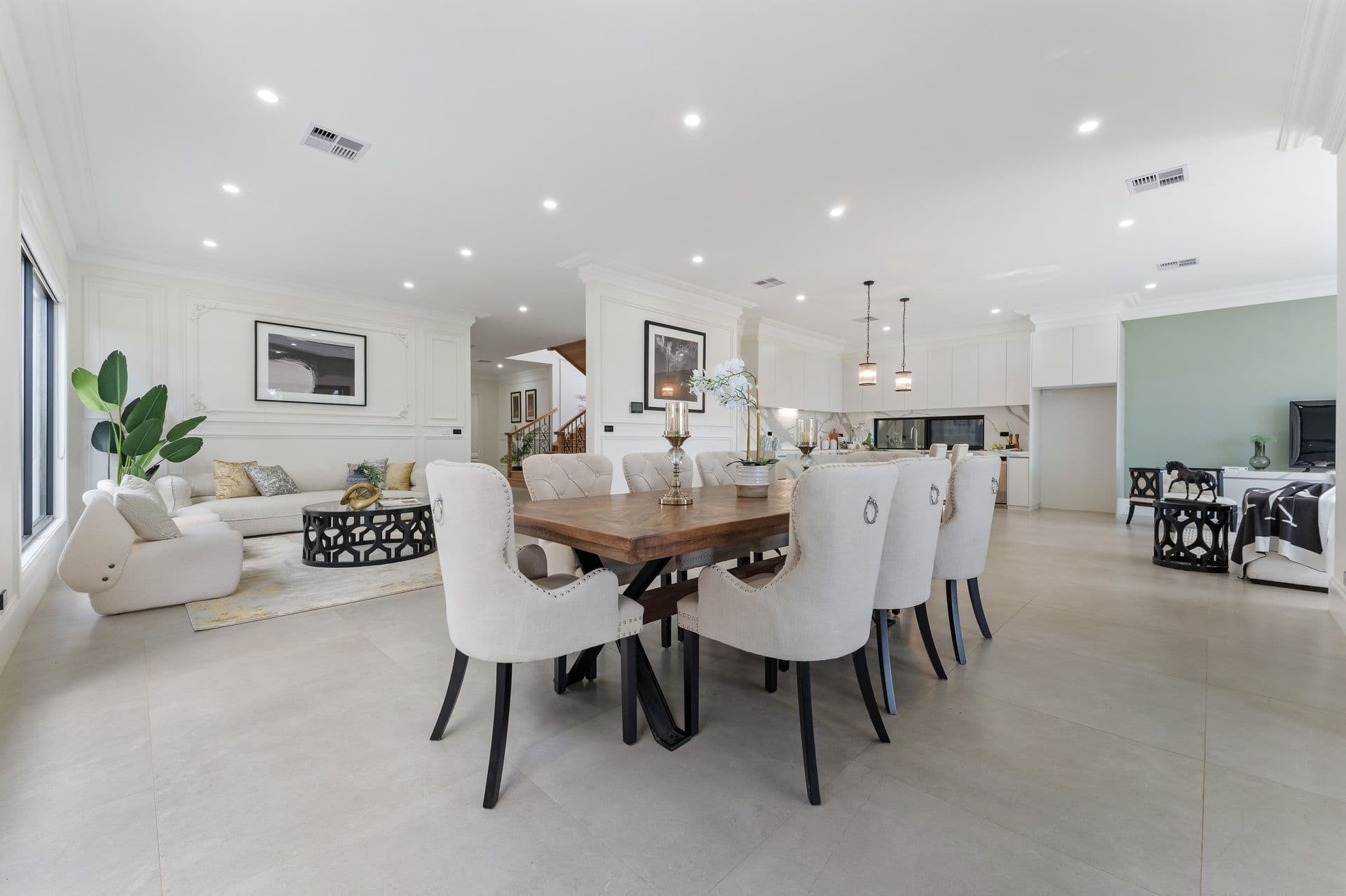 19 Burramine Road, Glen Waverley VIC 3150, Glen Waverley - Thumbnail 7