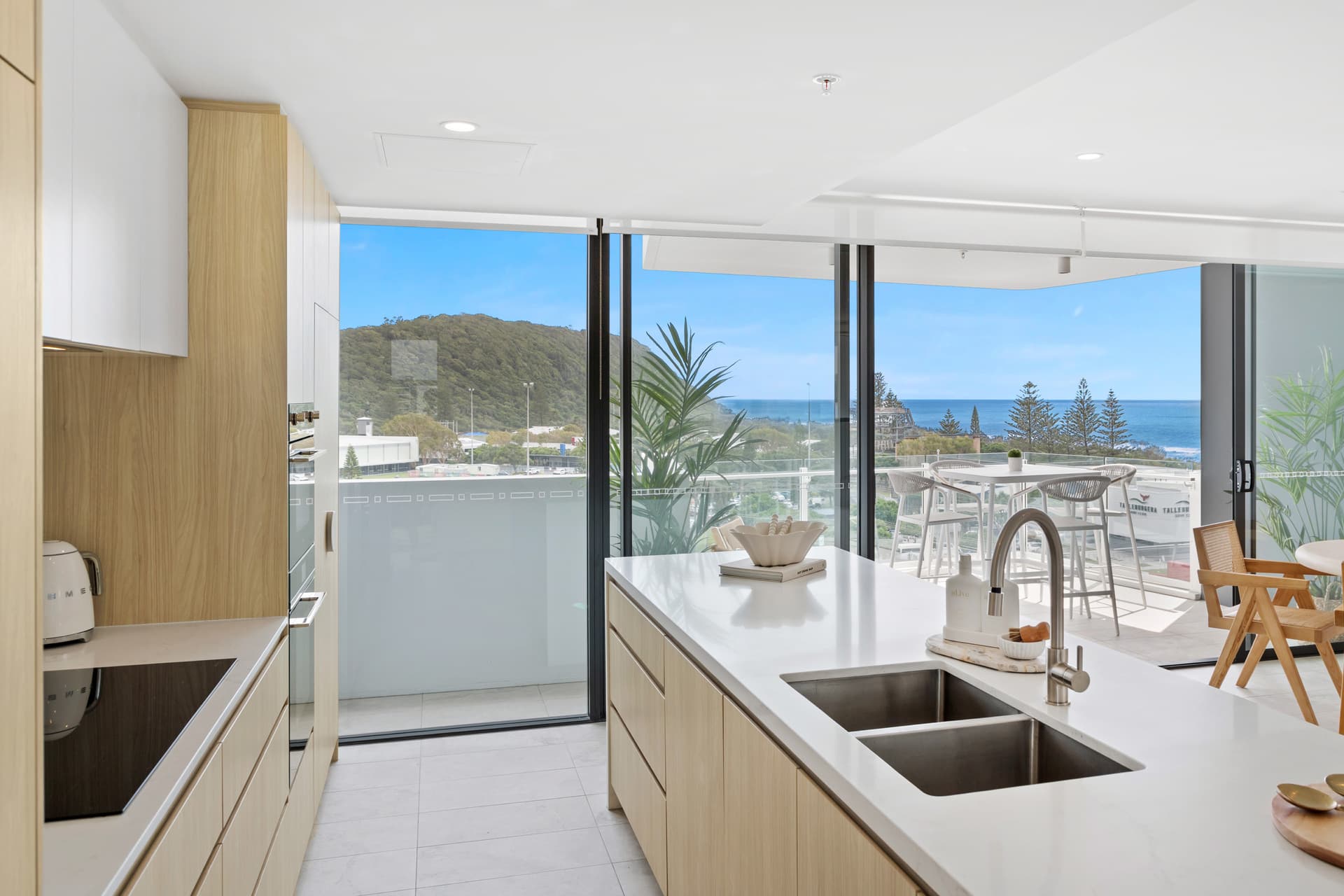 801/5 Nyrang Avenue, Palm Beach, QLD, 4221, Palm Beach - Thumbnail 8