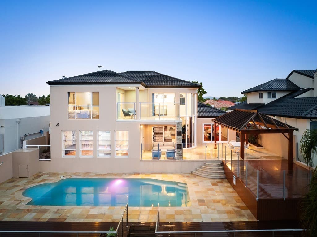 1/10 Eltham Street, Benowa Waters - Thumbnail 4