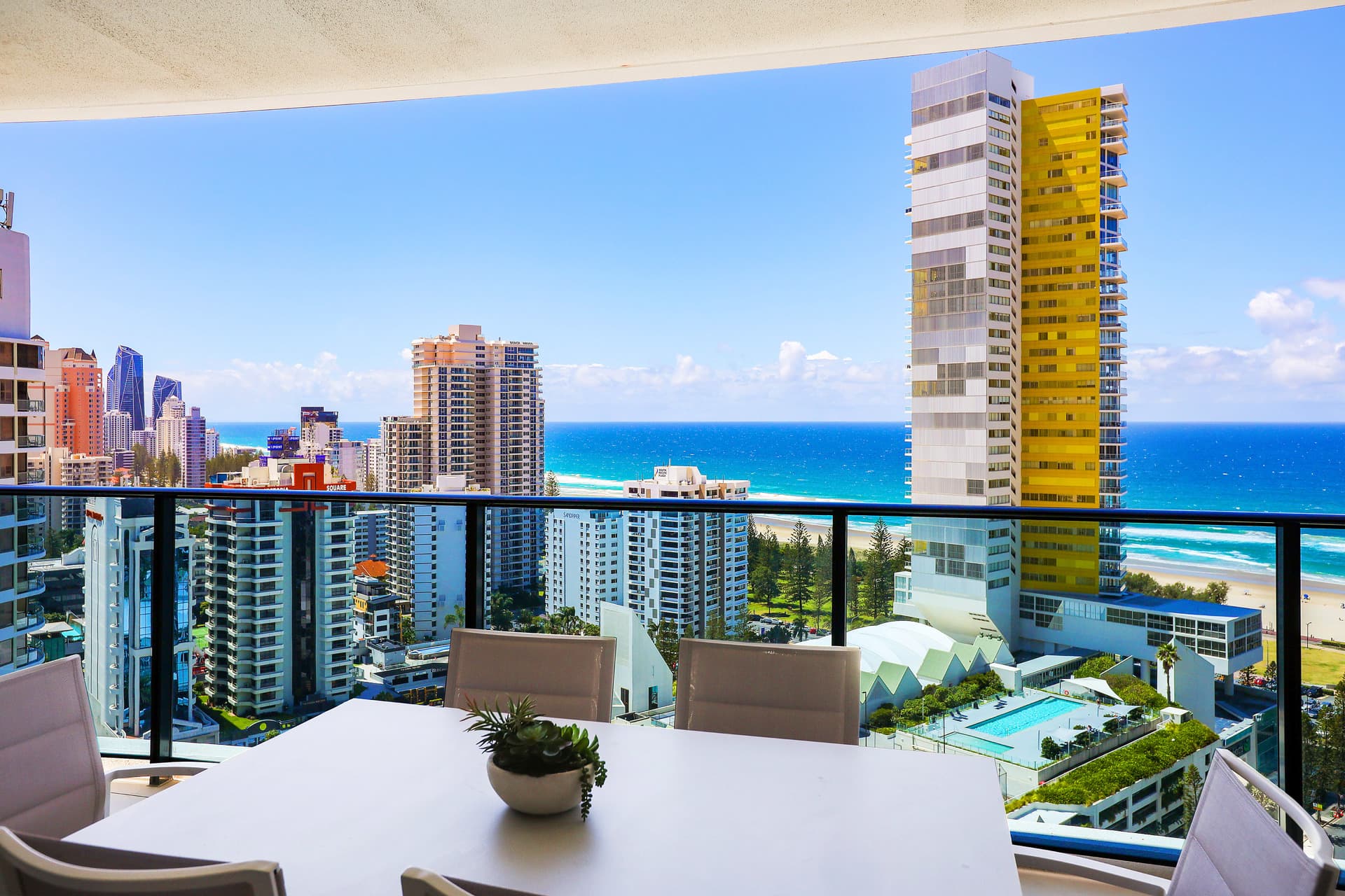 22105/21 Elizabeth Avenue, Broadbeach, QLD, 4218, Broadbeach - Thumbnail 2