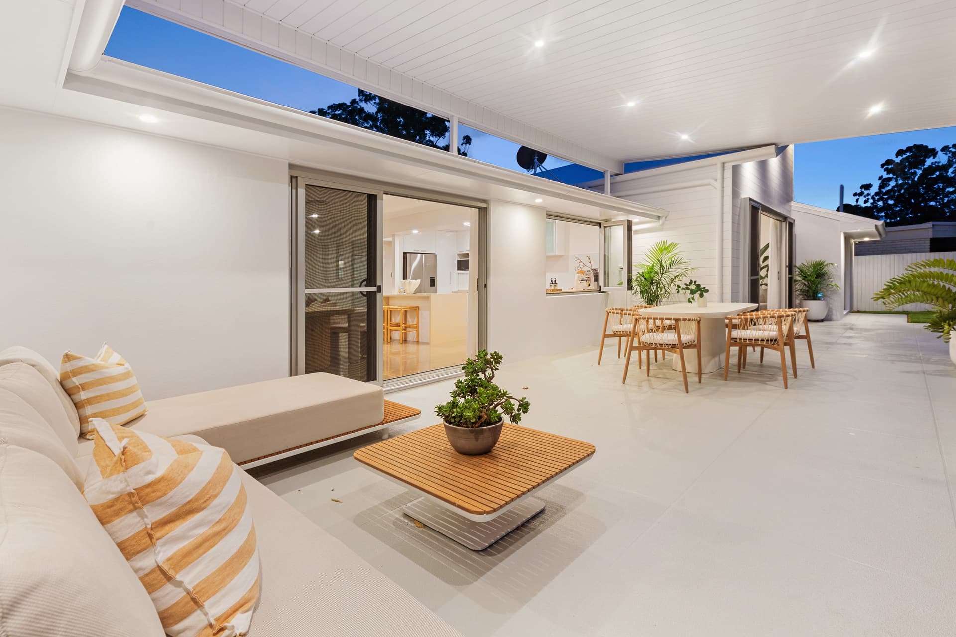 22-24 Tierney Drive, Currumbin Waters, QLD, 4223, Currumbin Waters - Thumbnail 6