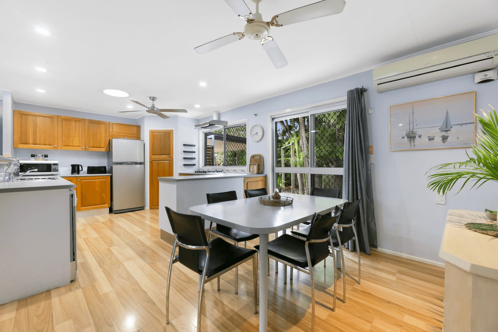 16 Buena Vista Court, Broadbeach Waters, QLD, 4218, Broadbeach Waters - Thumbnail 7