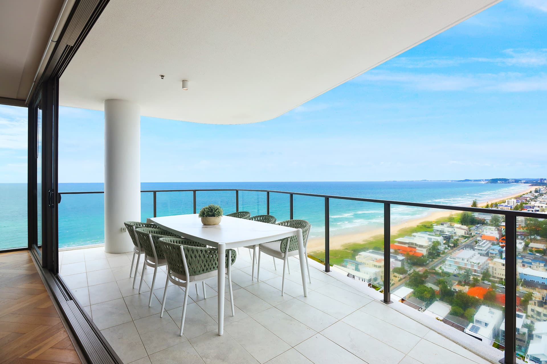 2402/15 Peerless Avenue, Mermaid Beach, QLD, 4218, Mermaid Beach - Thumbnail 3
