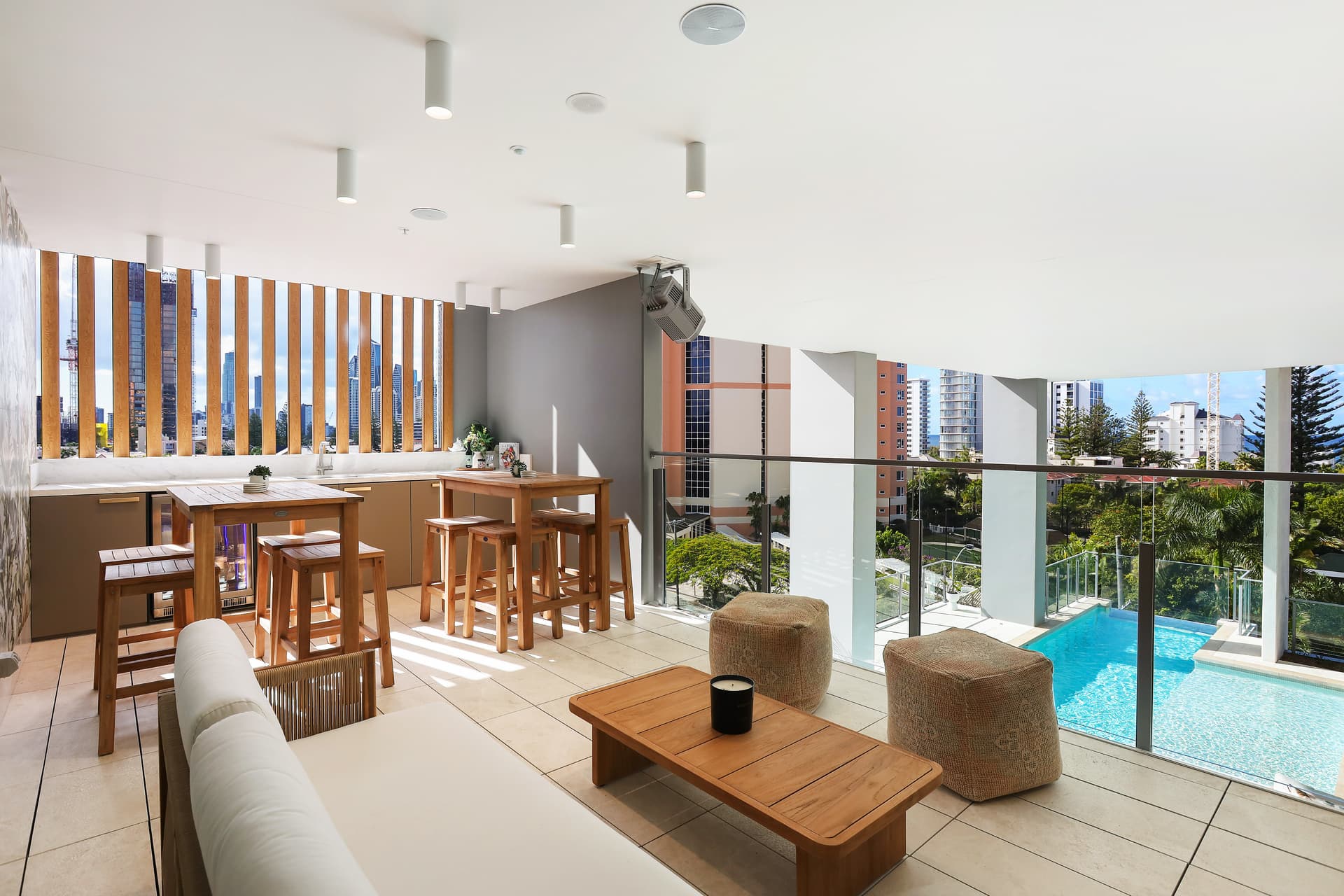 801/122 Surf  Parade, Broadbeach, QLD, 4218, Broadbeach - Thumbnail 4