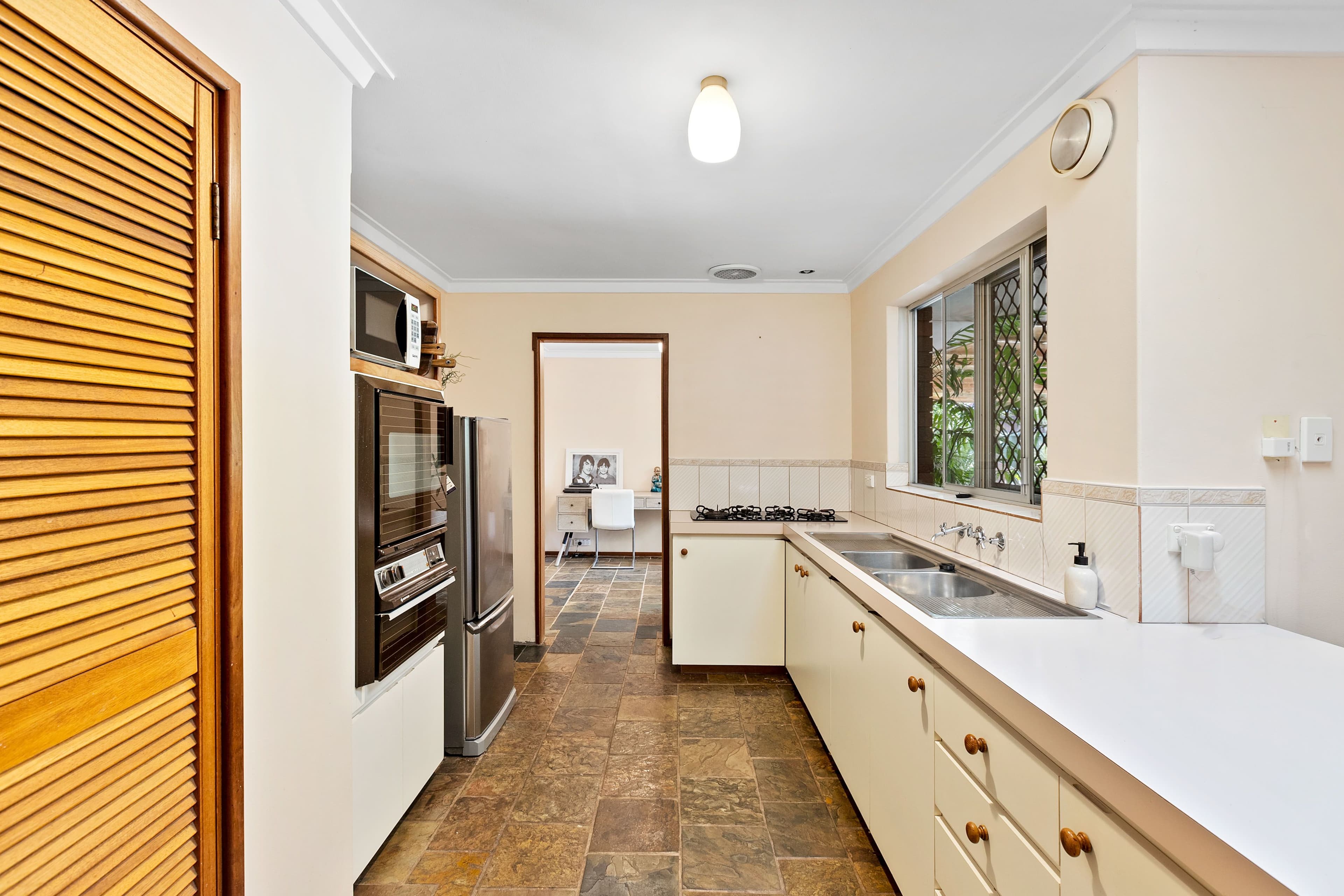 107 Oxley Avenue, Padbury WA 6025, Padbury - Thumbnail 8