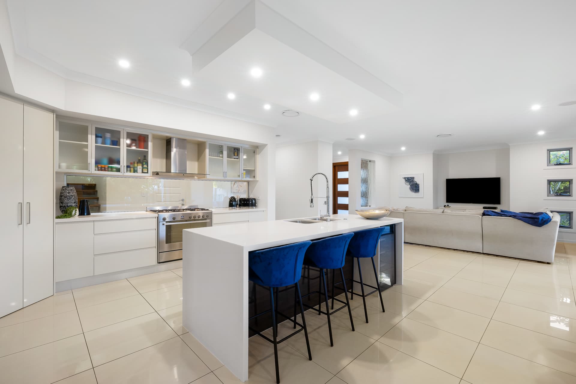 12 Kapala Street, Southport, QLD, 4215, Southport - Thumbnail 5