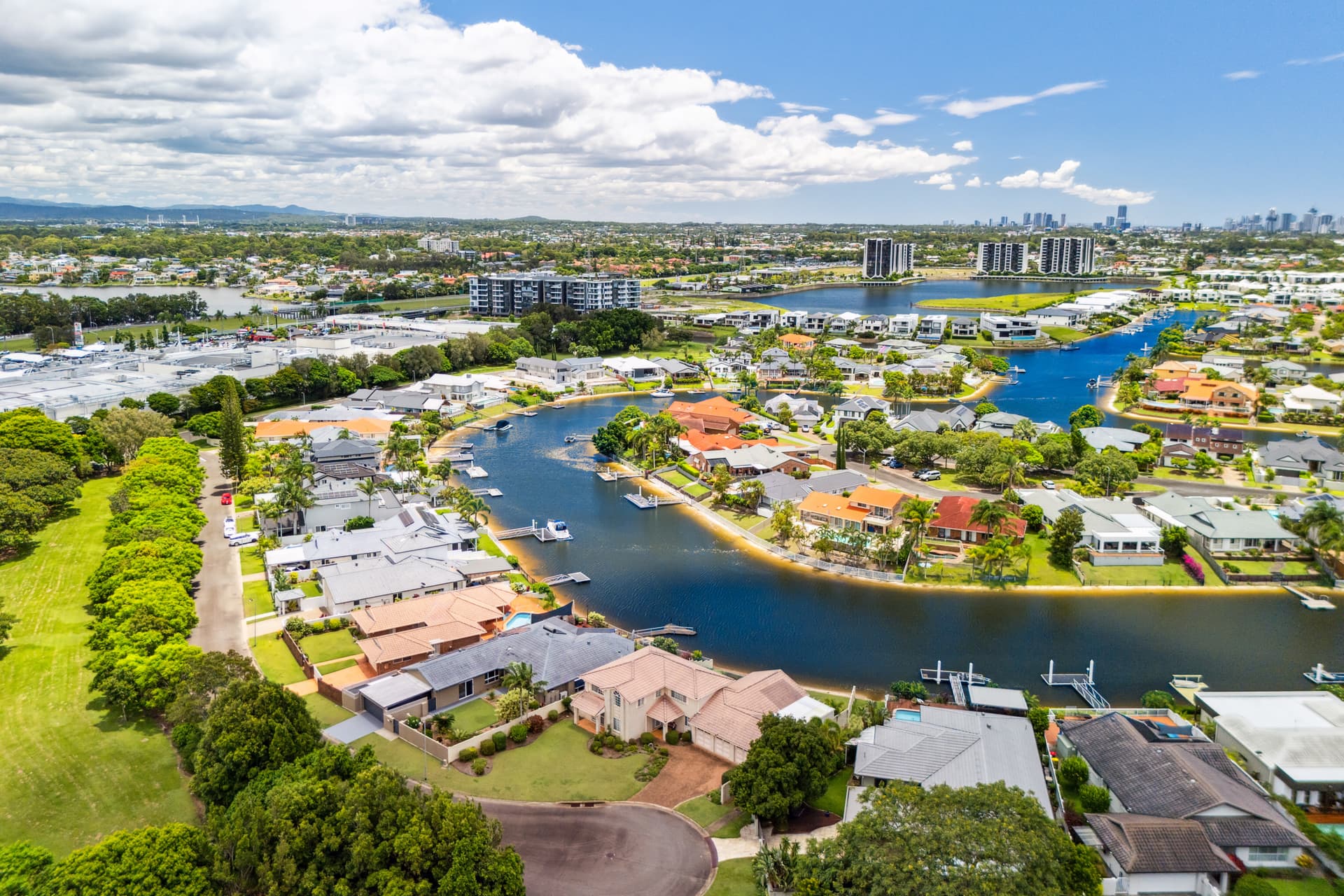 20 Wollundry  Place, Mermaid Waters, QLD, 4218, Mermaid Waters - Thumbnail 3