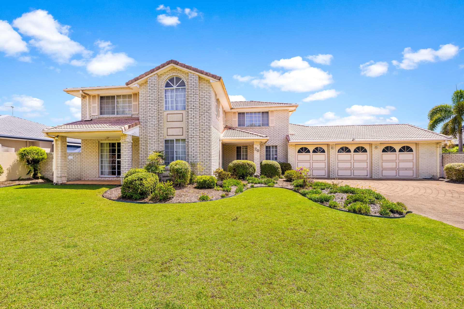 20 Wollundry  Place, Mermaid Waters, QLD, 4218, Mermaid Waters - Thumbnail 5