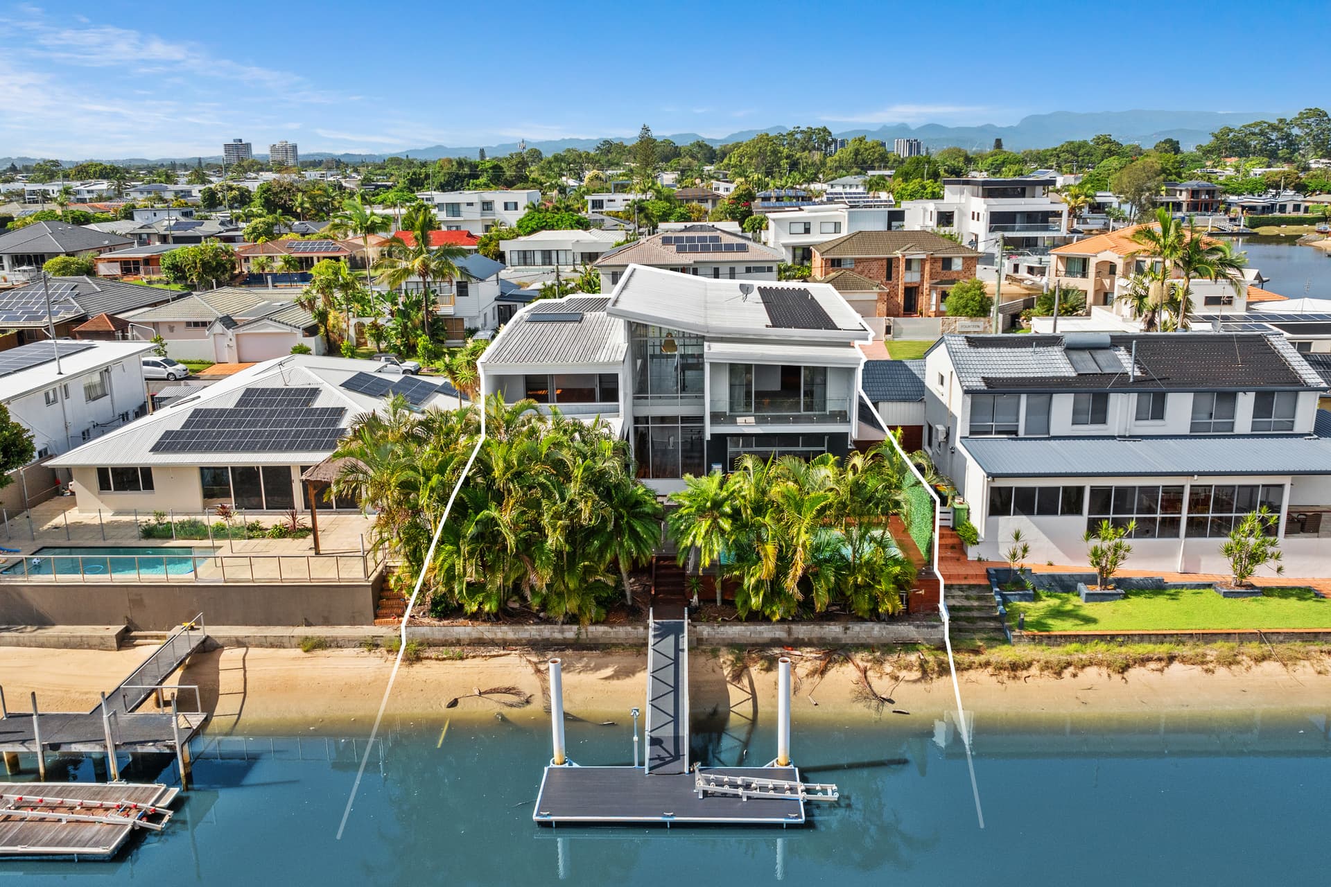 6 & 7/10 Liuzzi Street, Hervey Bay, QLD, 4655, Broadbeach Waters - Thumbnail 6